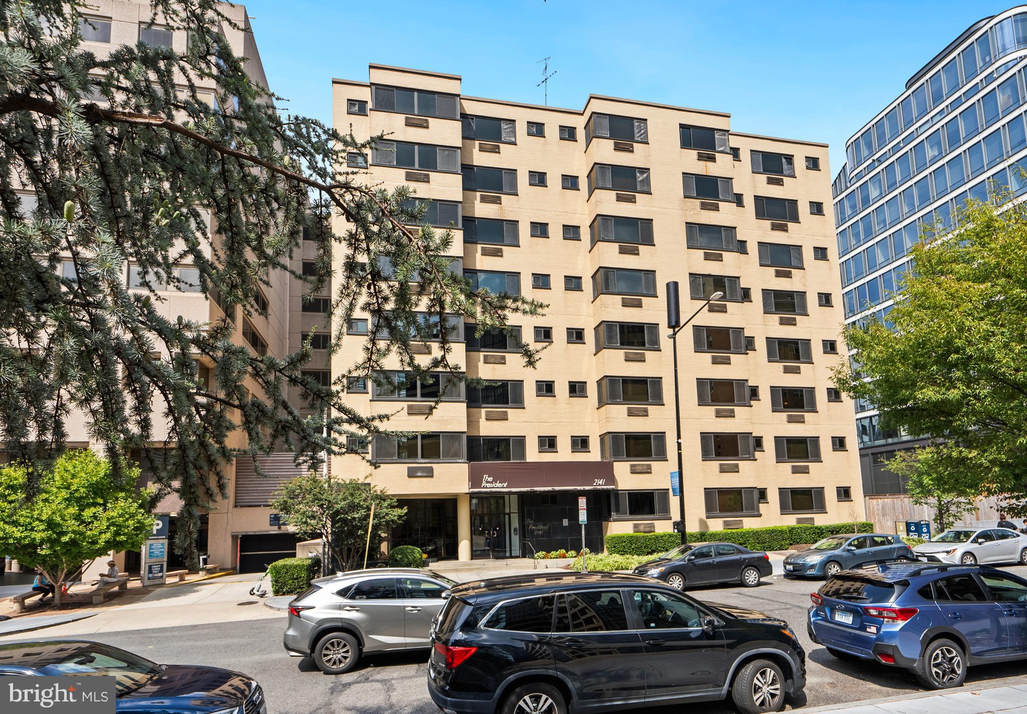 2141 I STREET NW 612