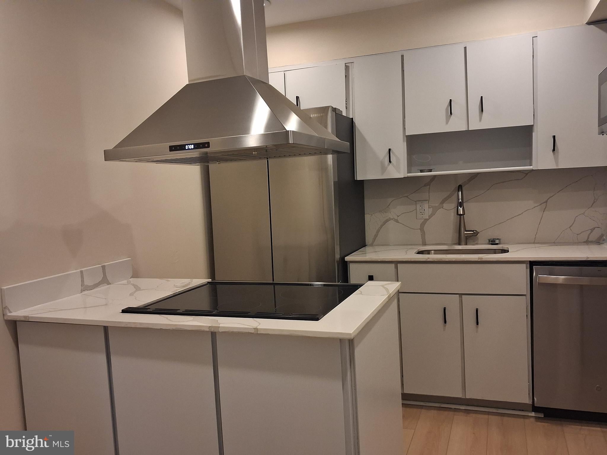 128 NOTTOWAY BUILDING 5