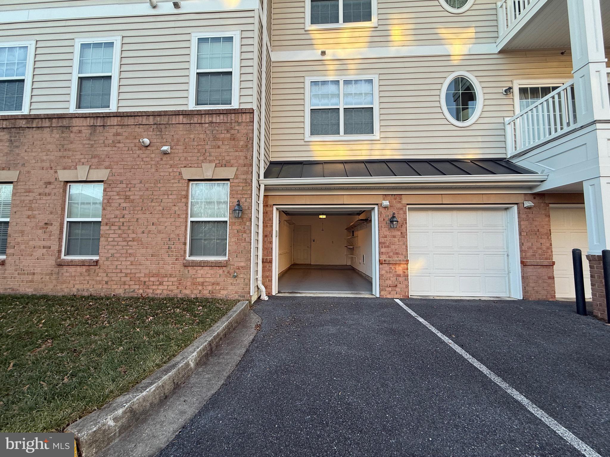 CARROLLS CREEK - Residential