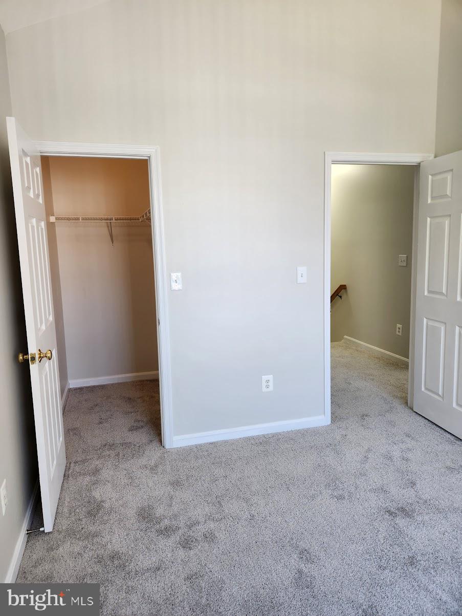 HAMPSHIRE HALL CONDO - Residential Lease