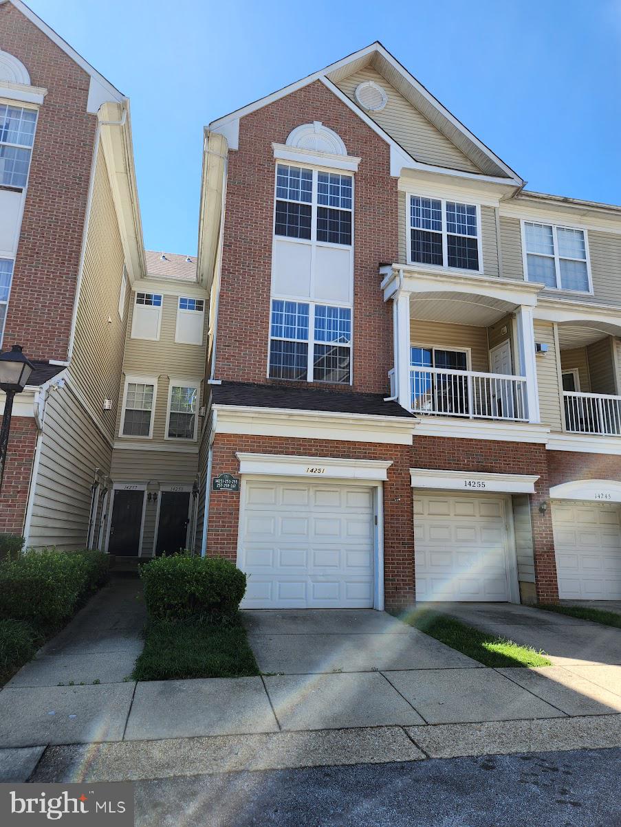 HAMPSHIRE HALL CONDO - Residential Lease