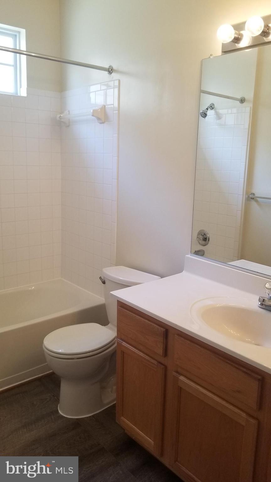 HAMPSHIRE HALL CONDO - Residential Lease