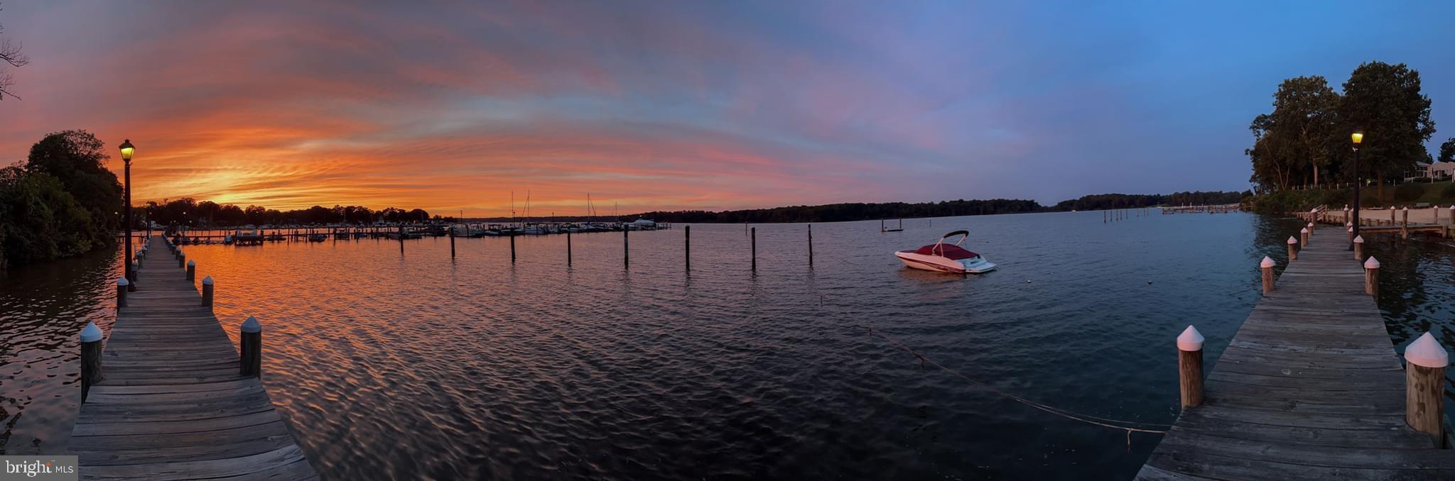 HACKS POINT - Residential