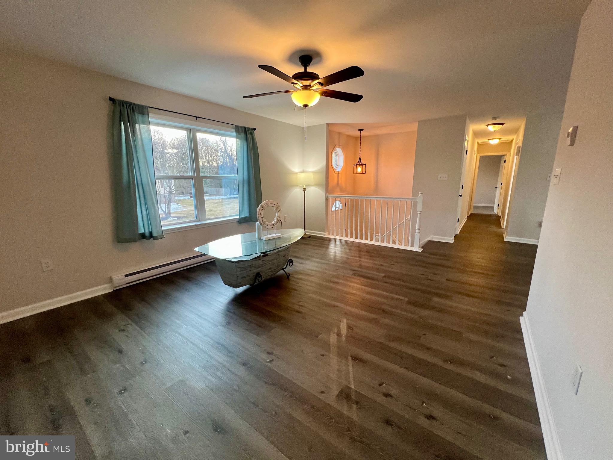 HACKS POINT - Residential