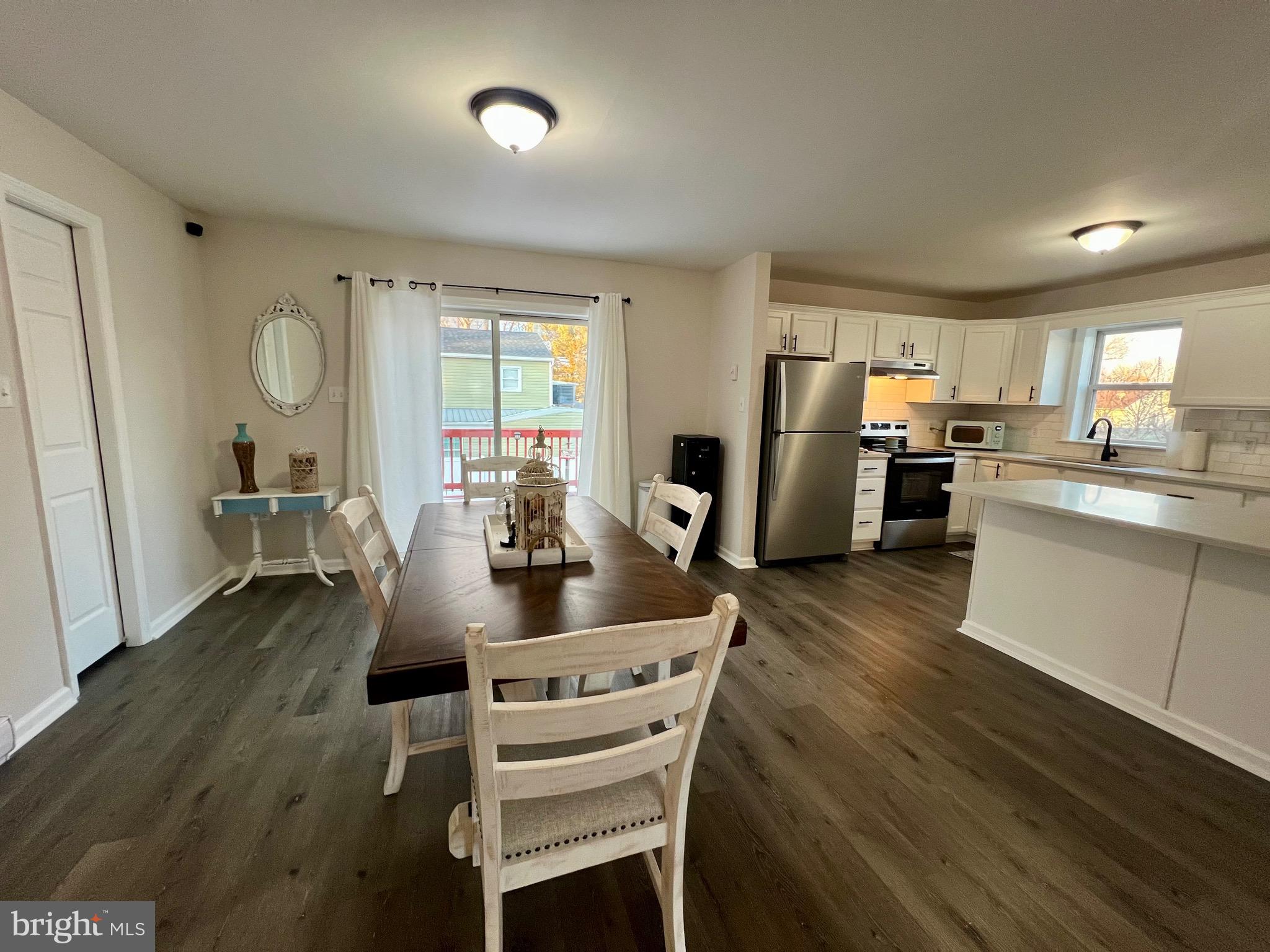 HACKS POINT - Residential