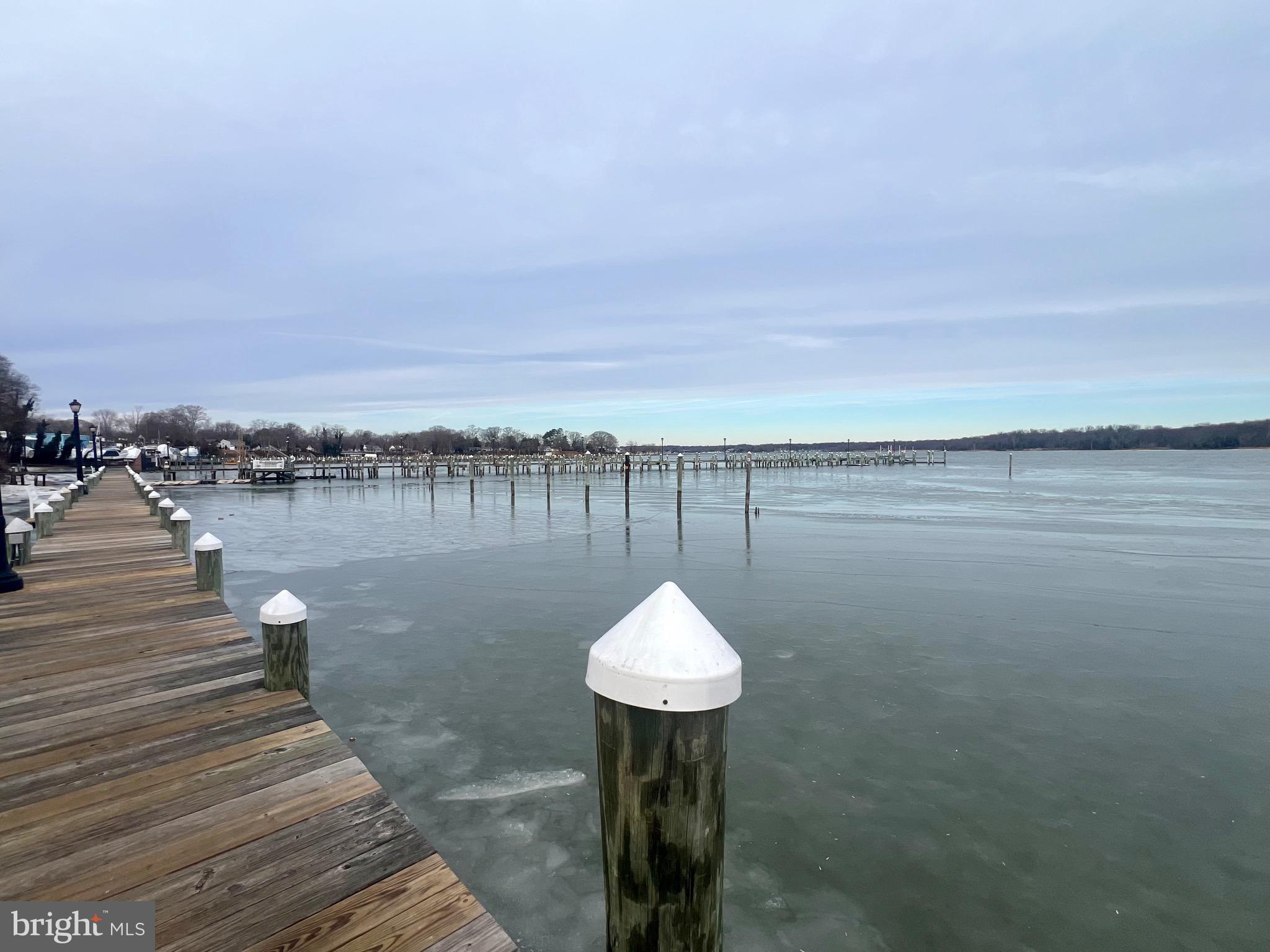 HACKS POINT - Residential