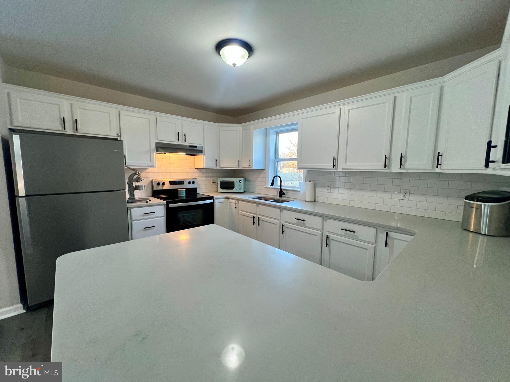 HACKS POINT - Residential