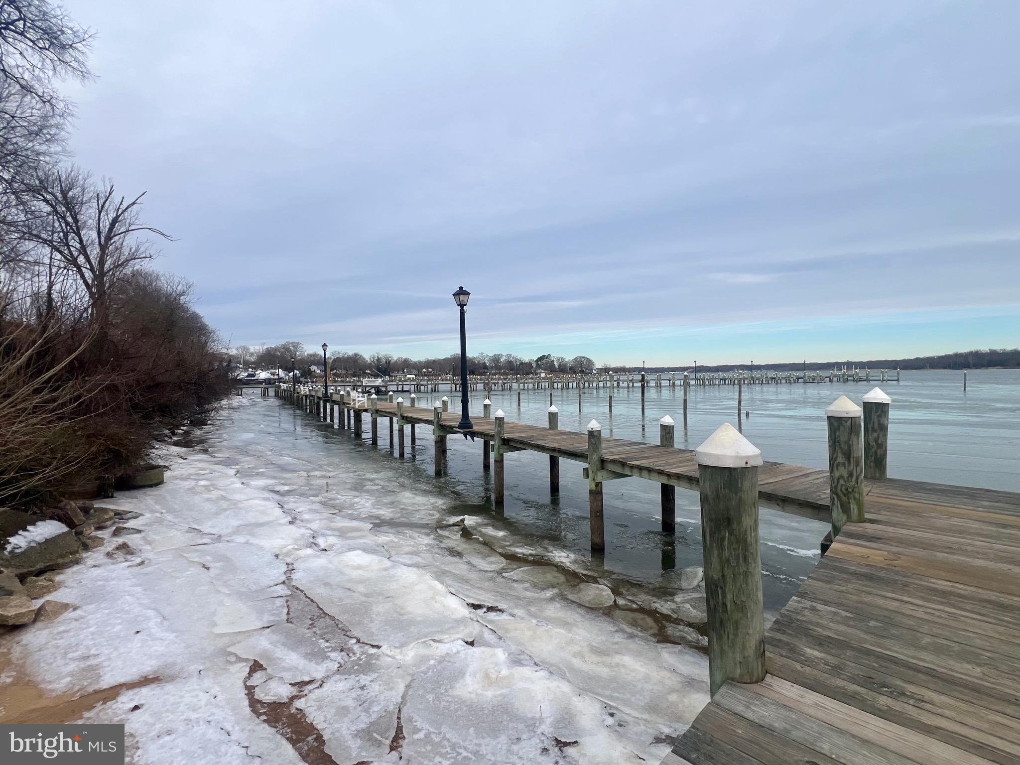 HACKS POINT - Residential