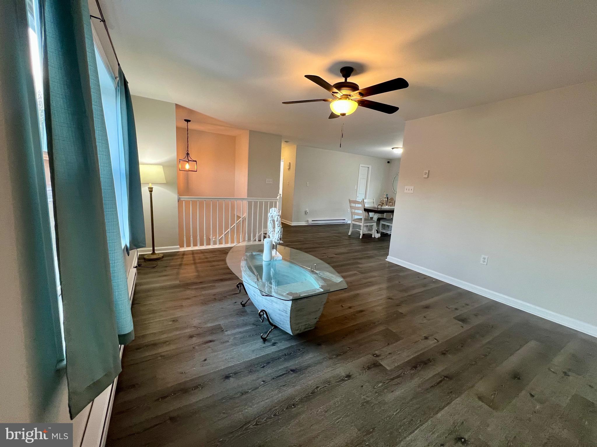 HACKS POINT - Residential