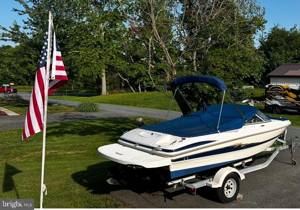 HACKS POINT - Residential