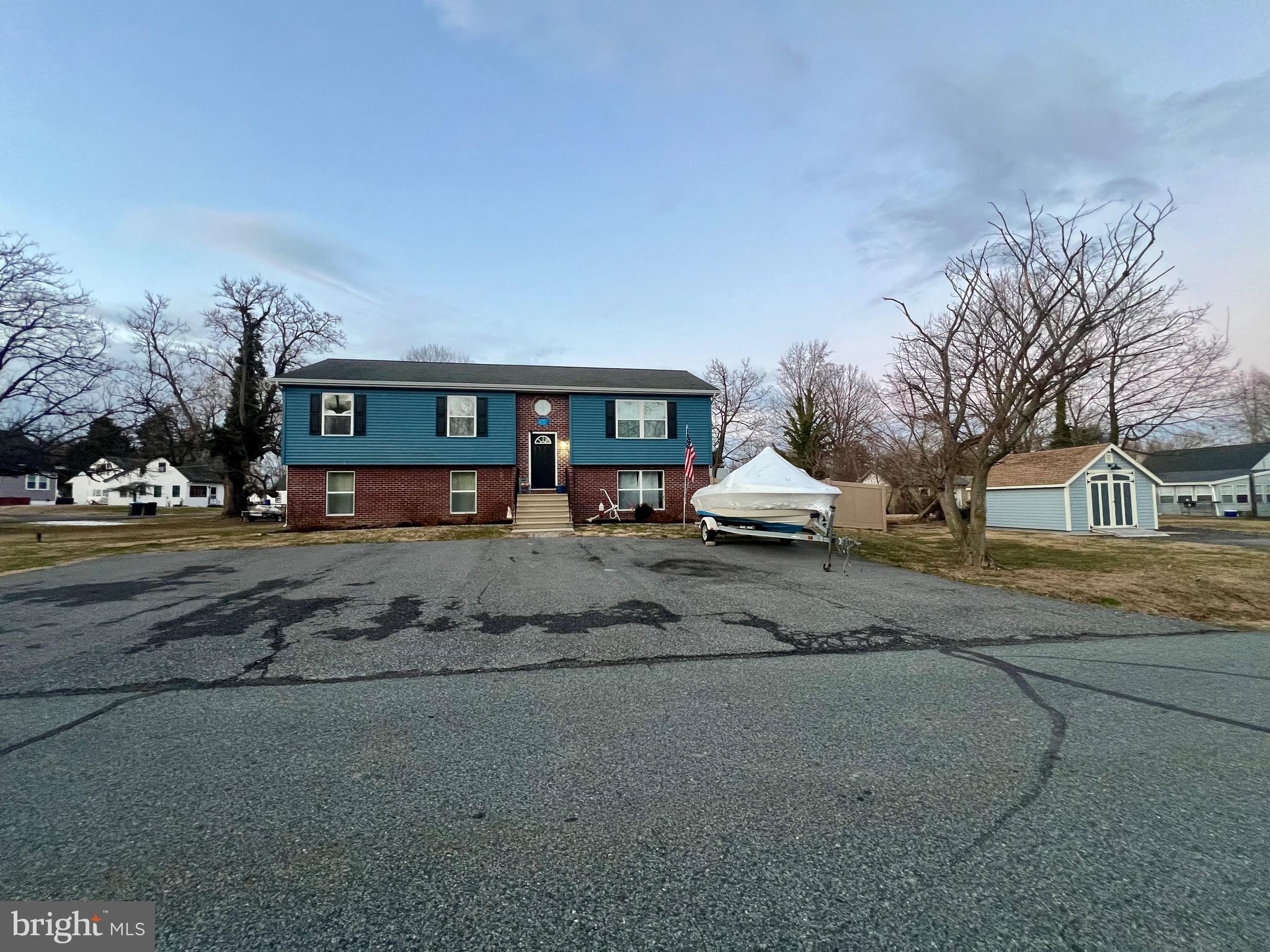 HACKS POINT - Residential