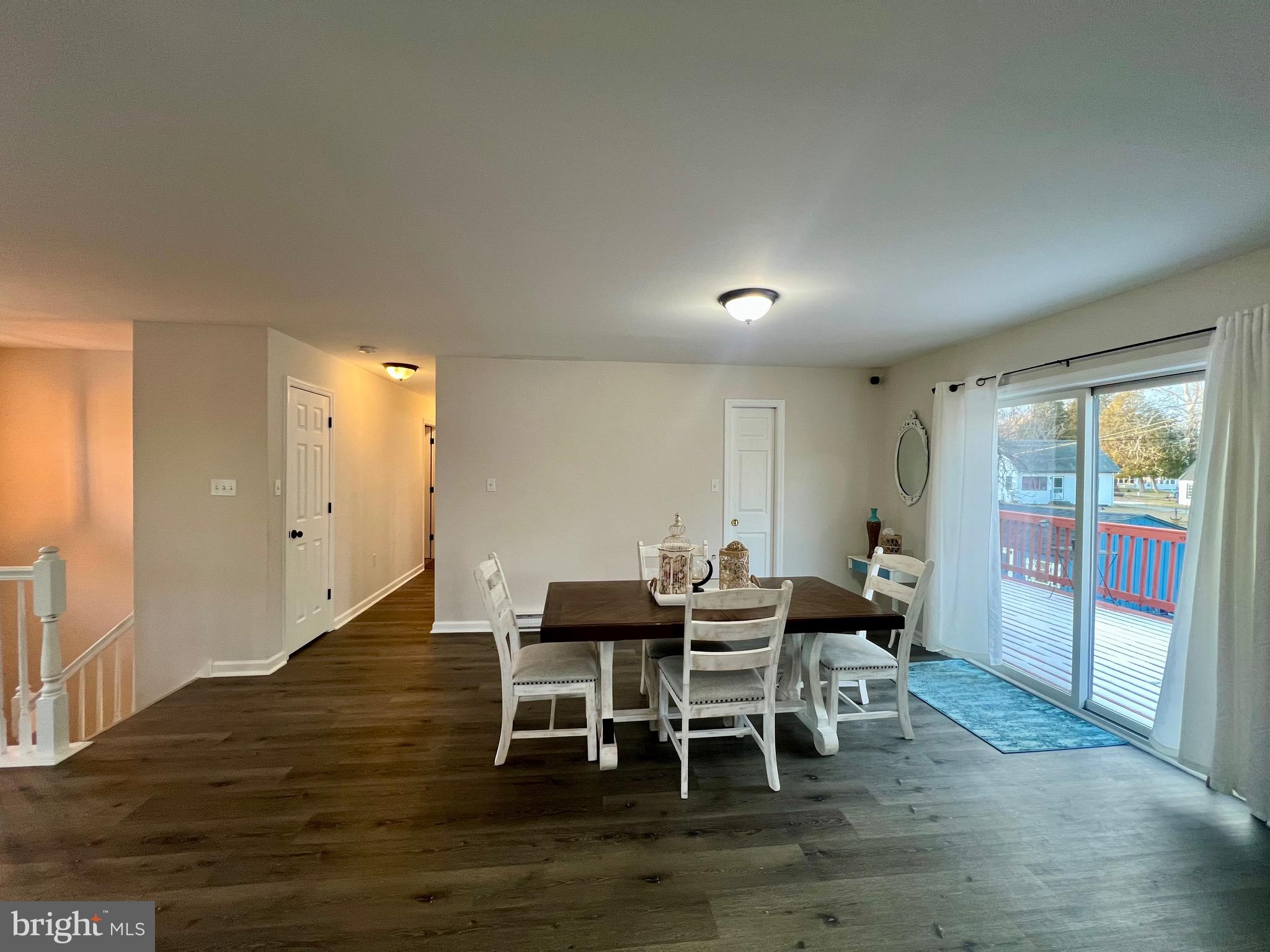 HACKS POINT - Residential