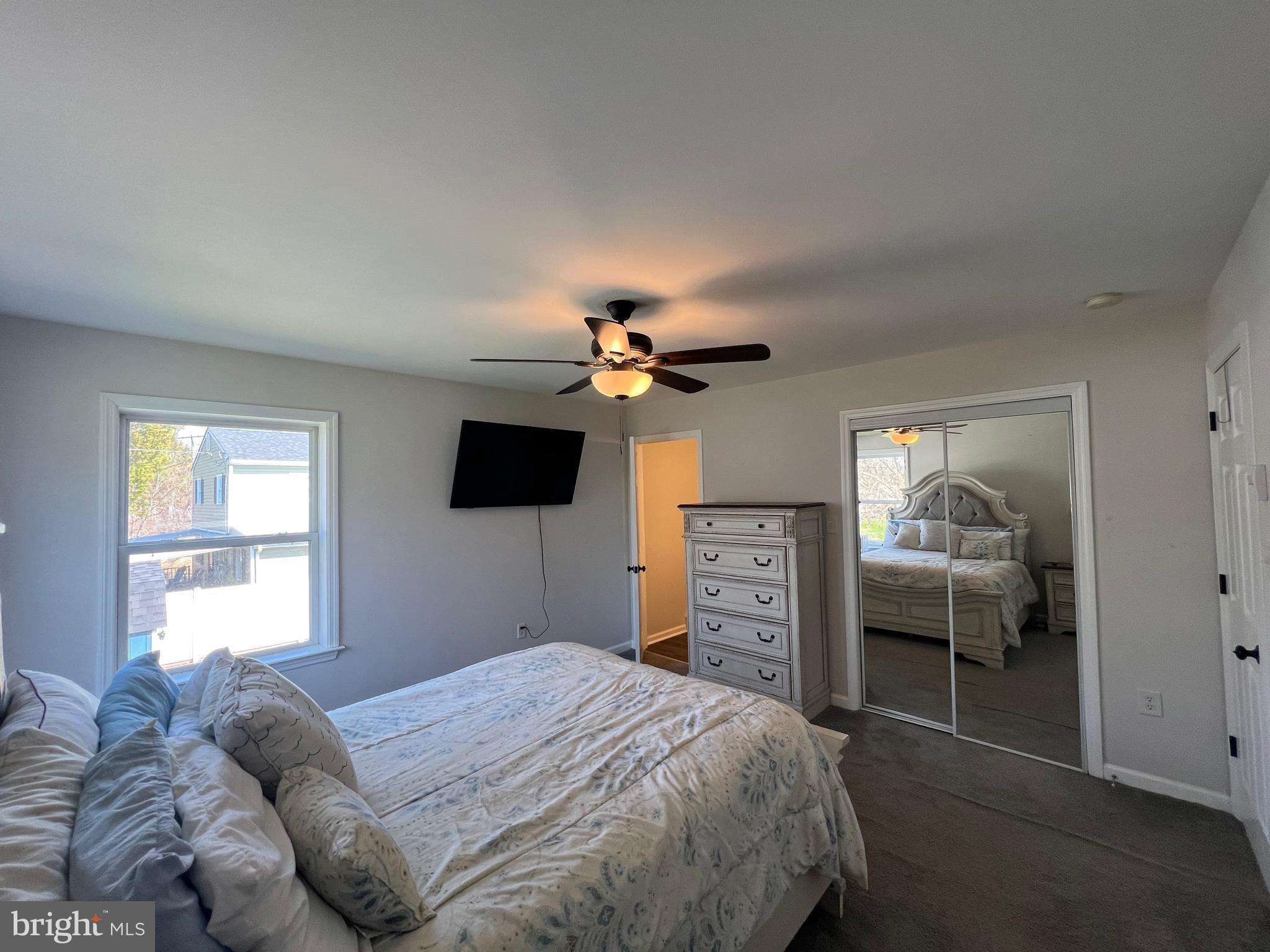 HACKS POINT - Residential