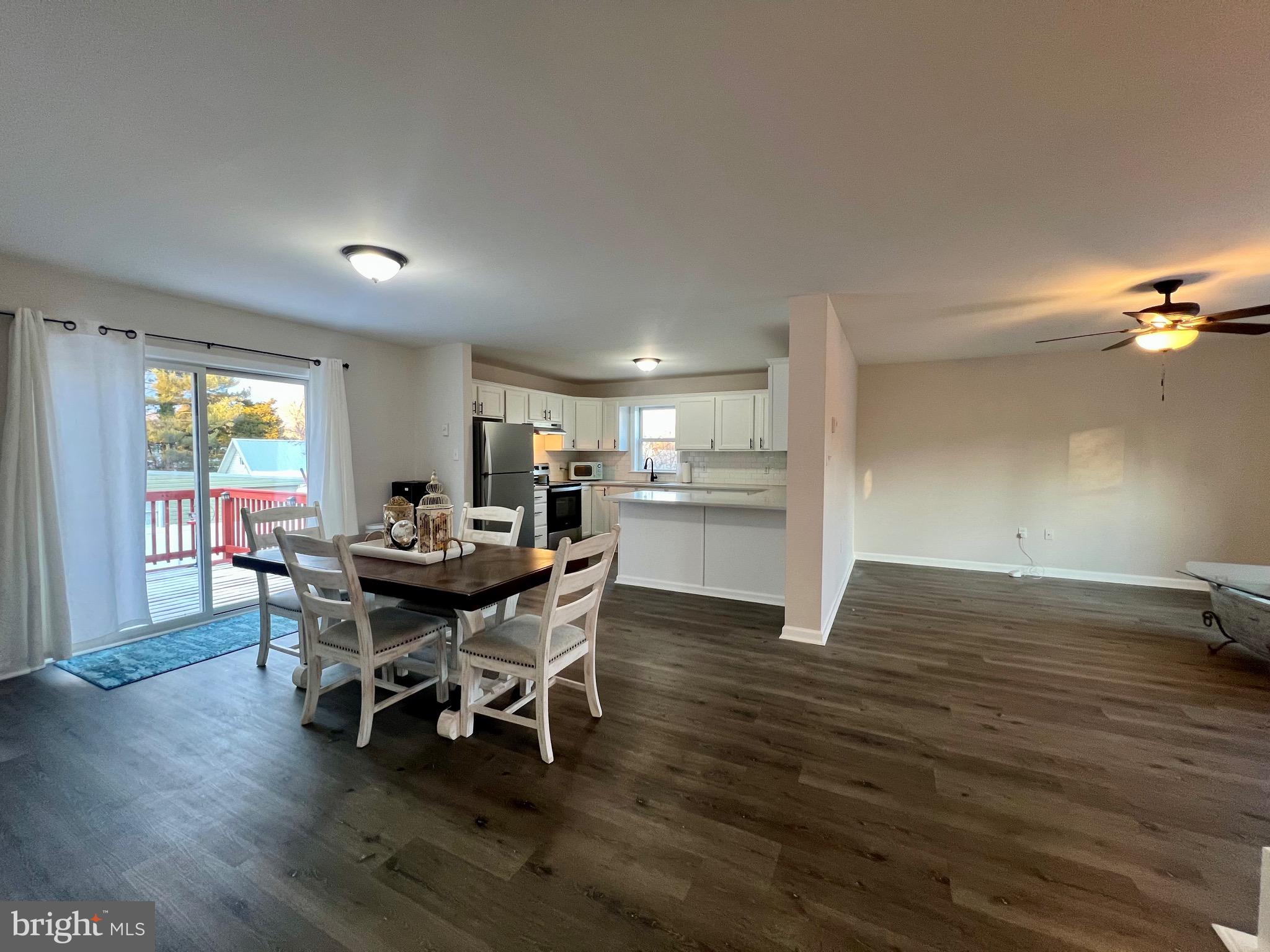 HACKS POINT - Residential