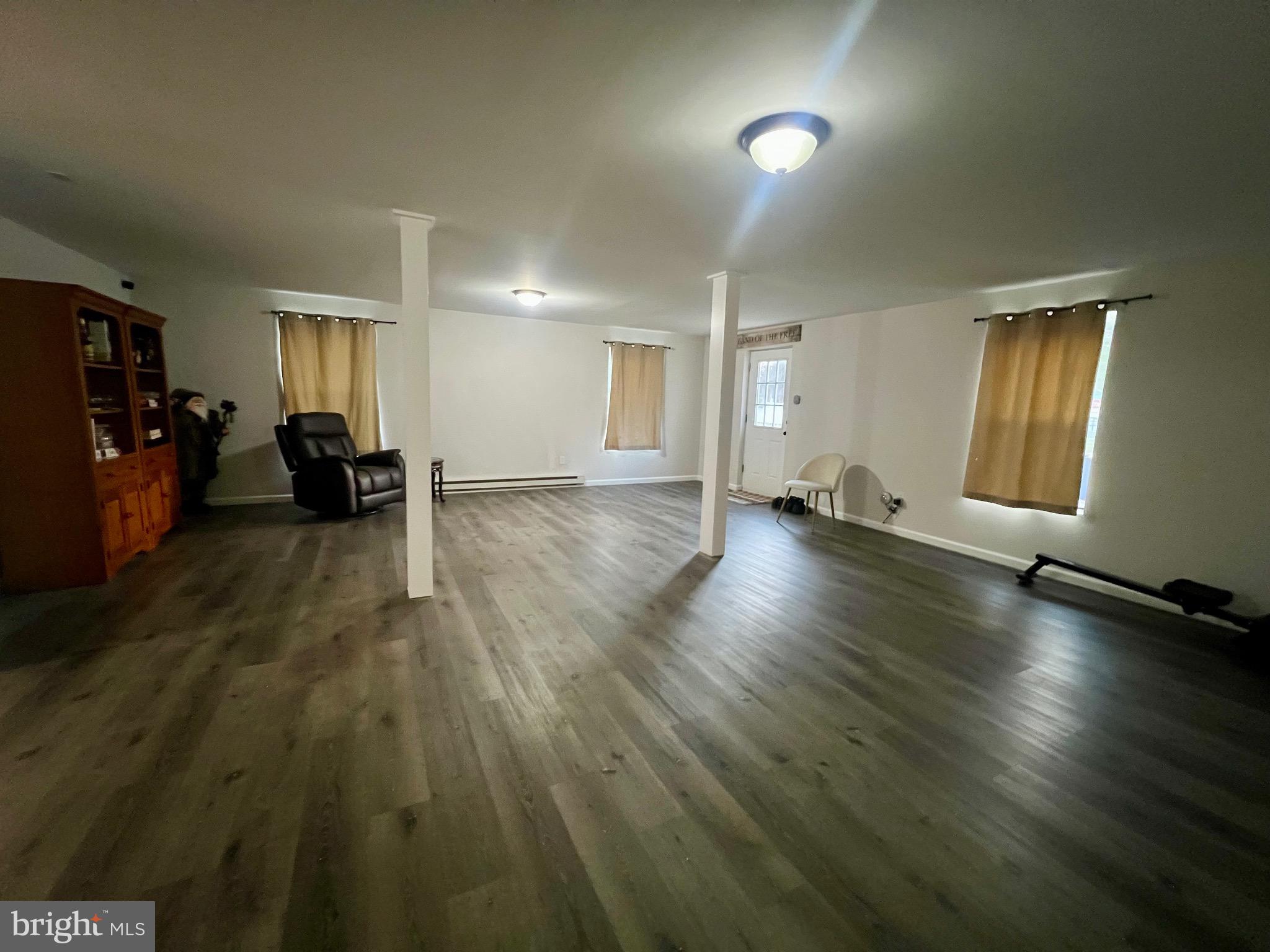 HACKS POINT - Residential