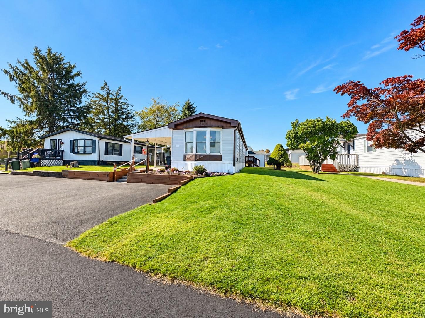 303 MEADOW COURT