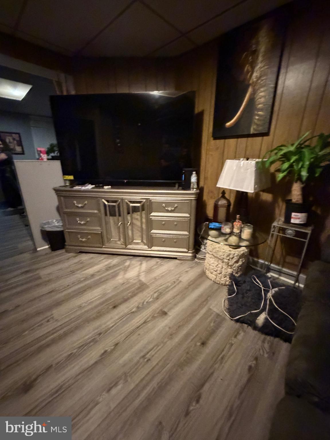 132 W BOUNDARY AVENUE