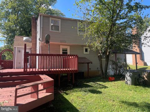 Photo of 13209 Ardennes Avenue, ROCKVILLE, MD 20851 (MLS # MDMC2200142)