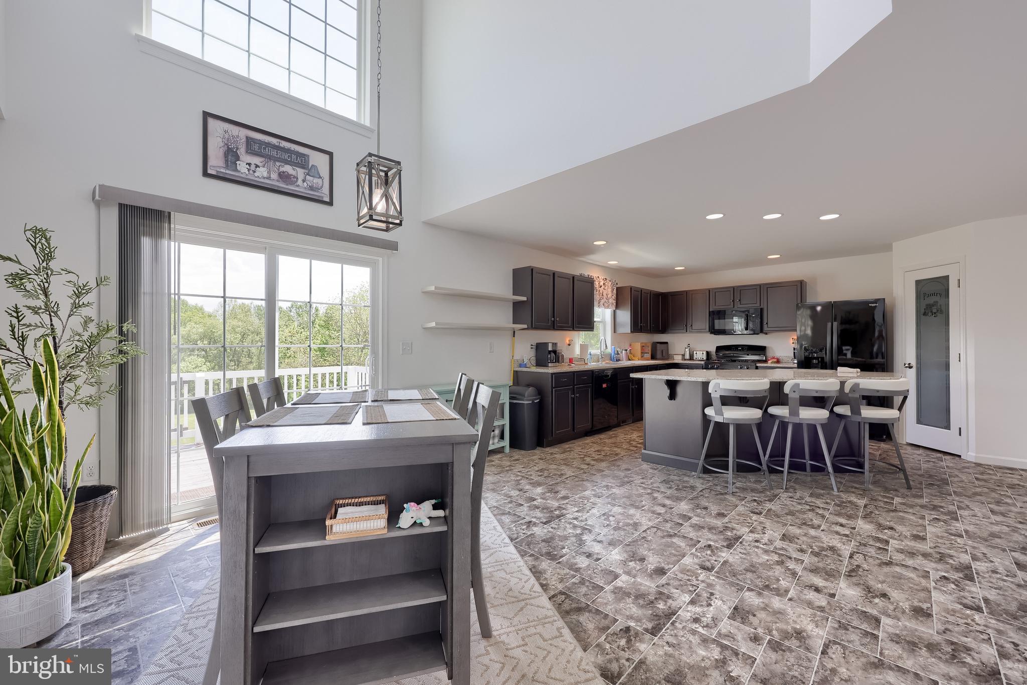307 WESTVIEW DRIVE