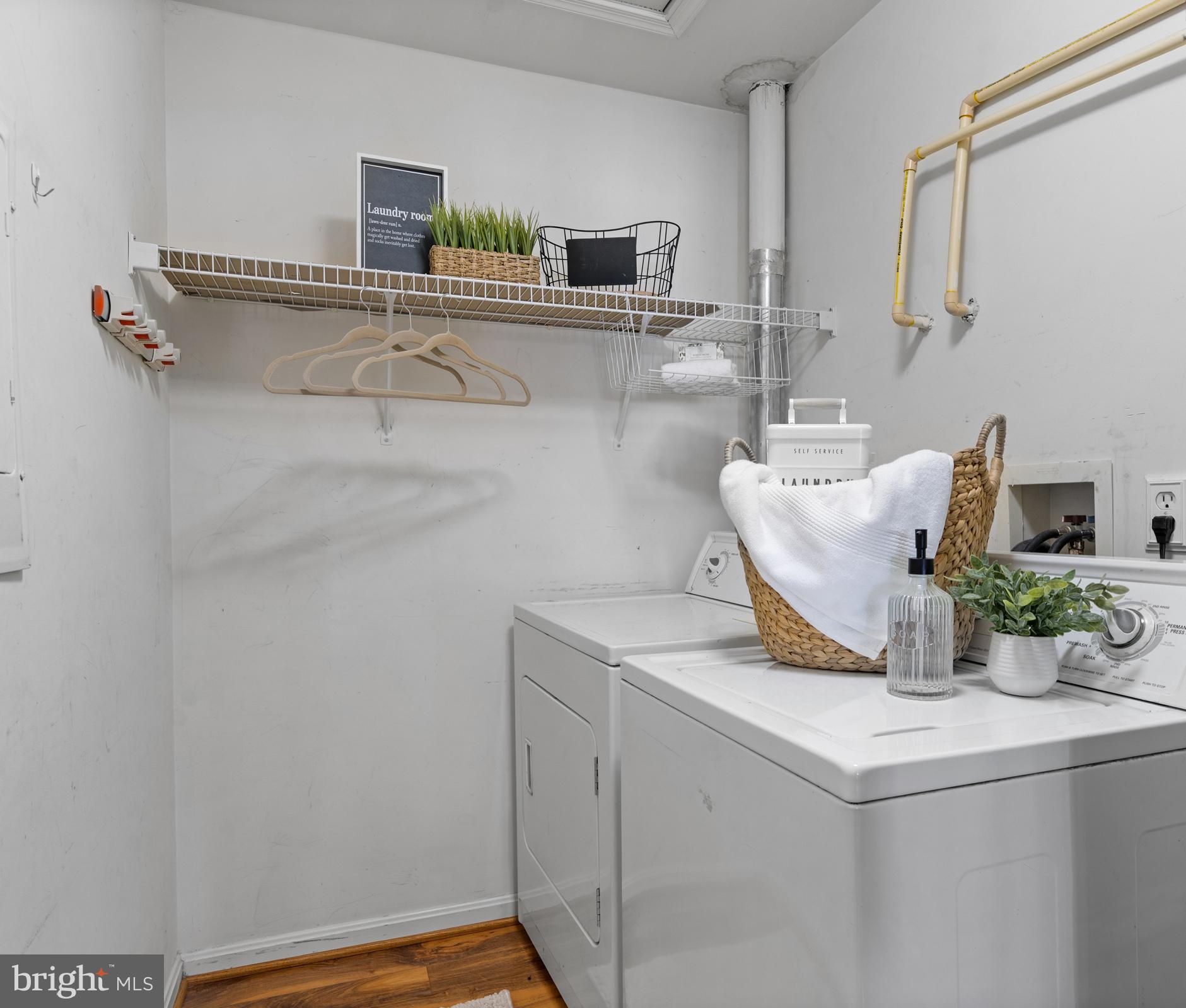 SCOTTS CROSSING - Residential