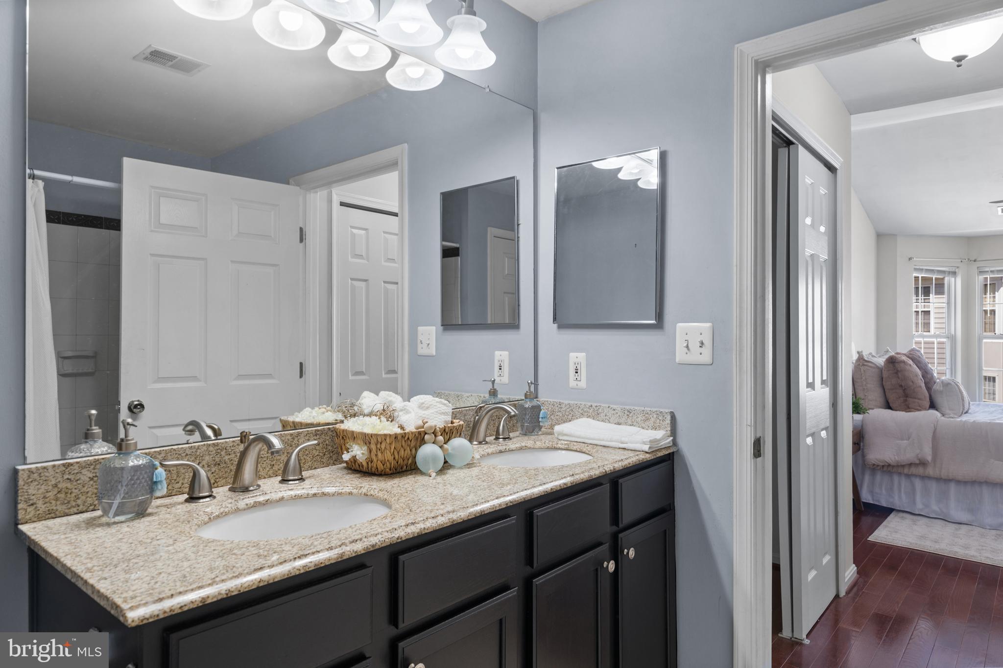 SCOTTS CROSSING - Residential