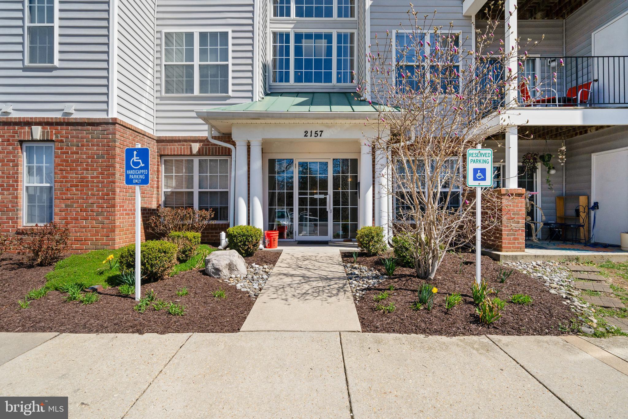 SCOTTS CROSSING - Residential