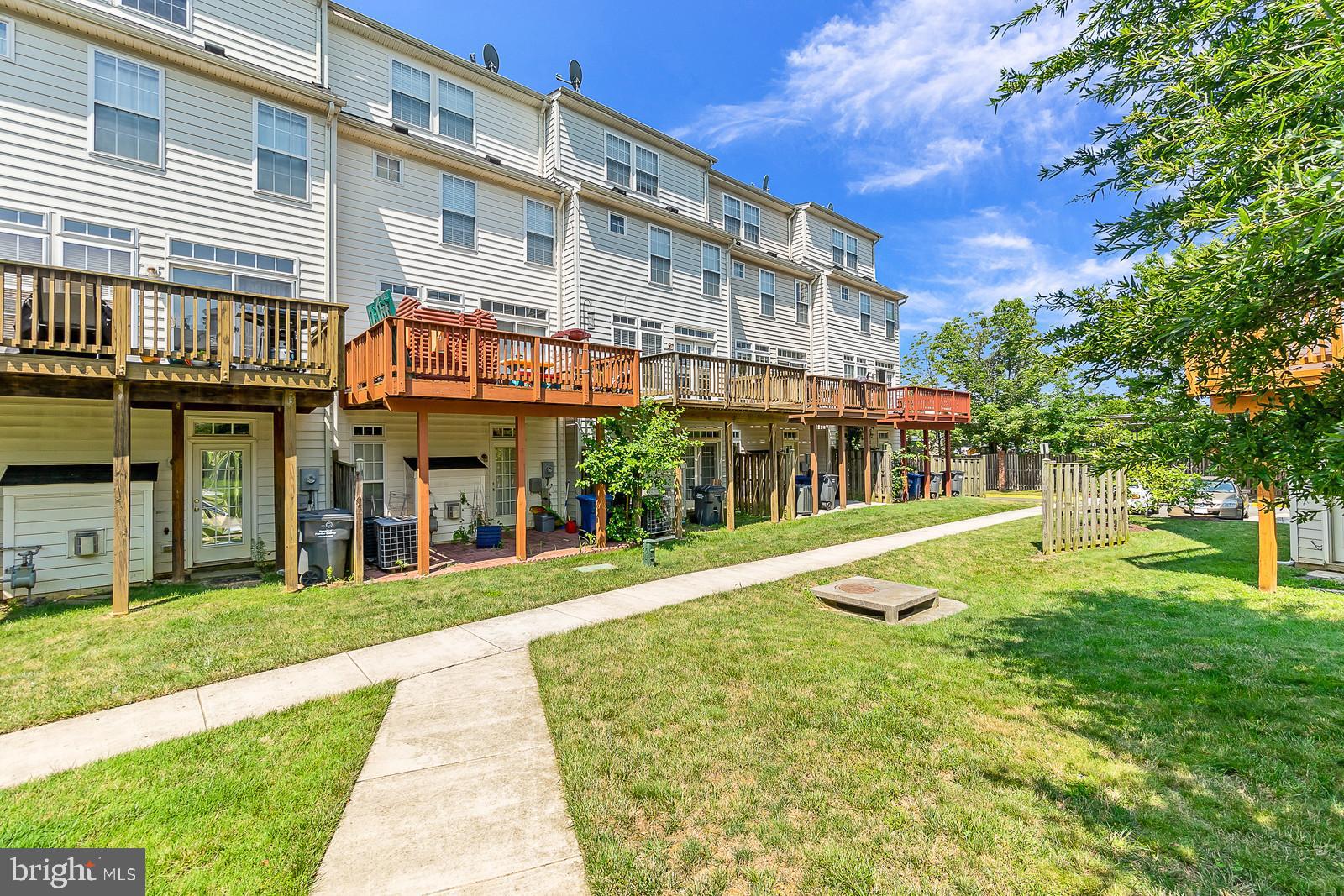 ELLERY PLACE - Residential