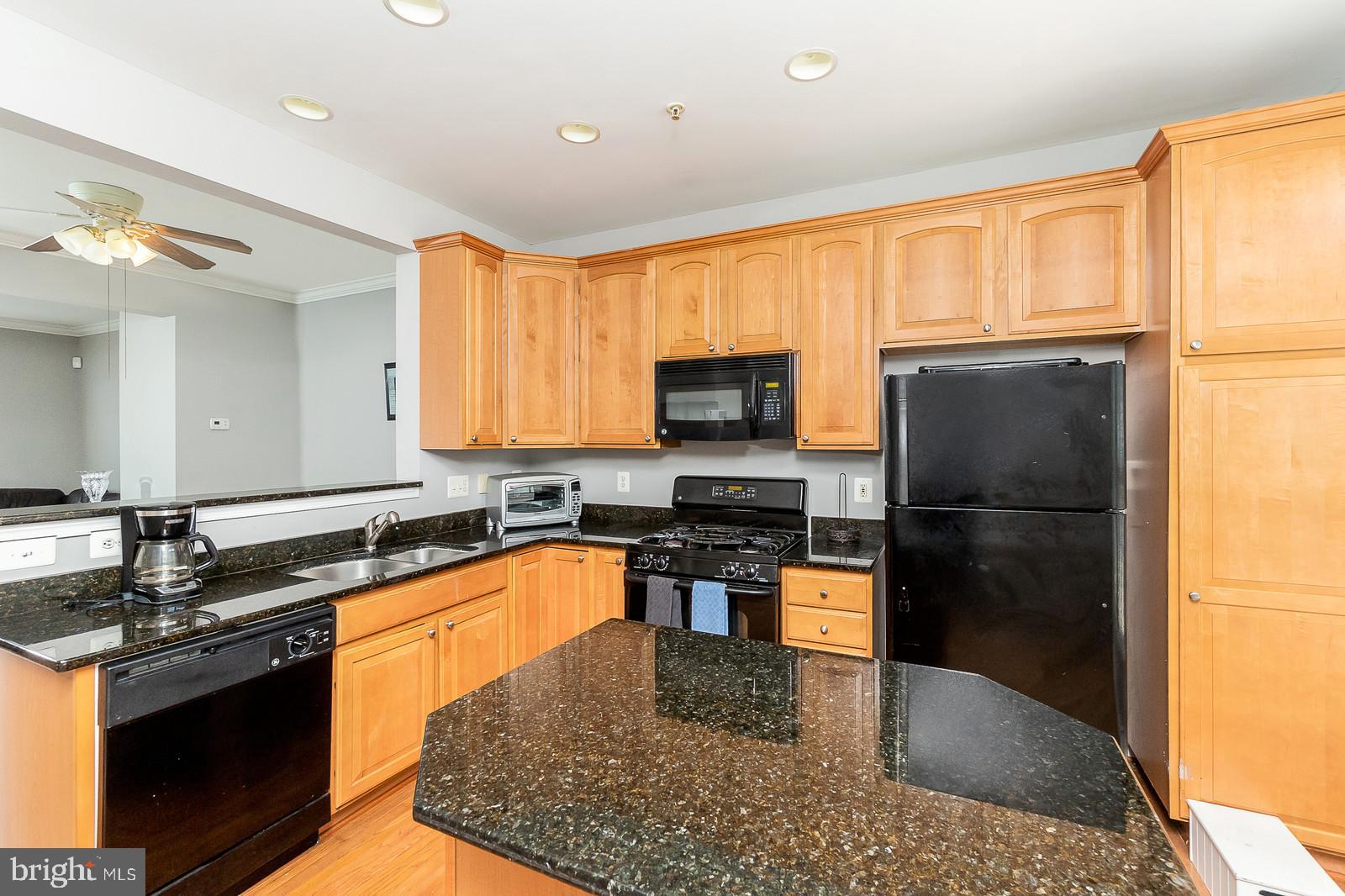 ELLERY PLACE - Residential