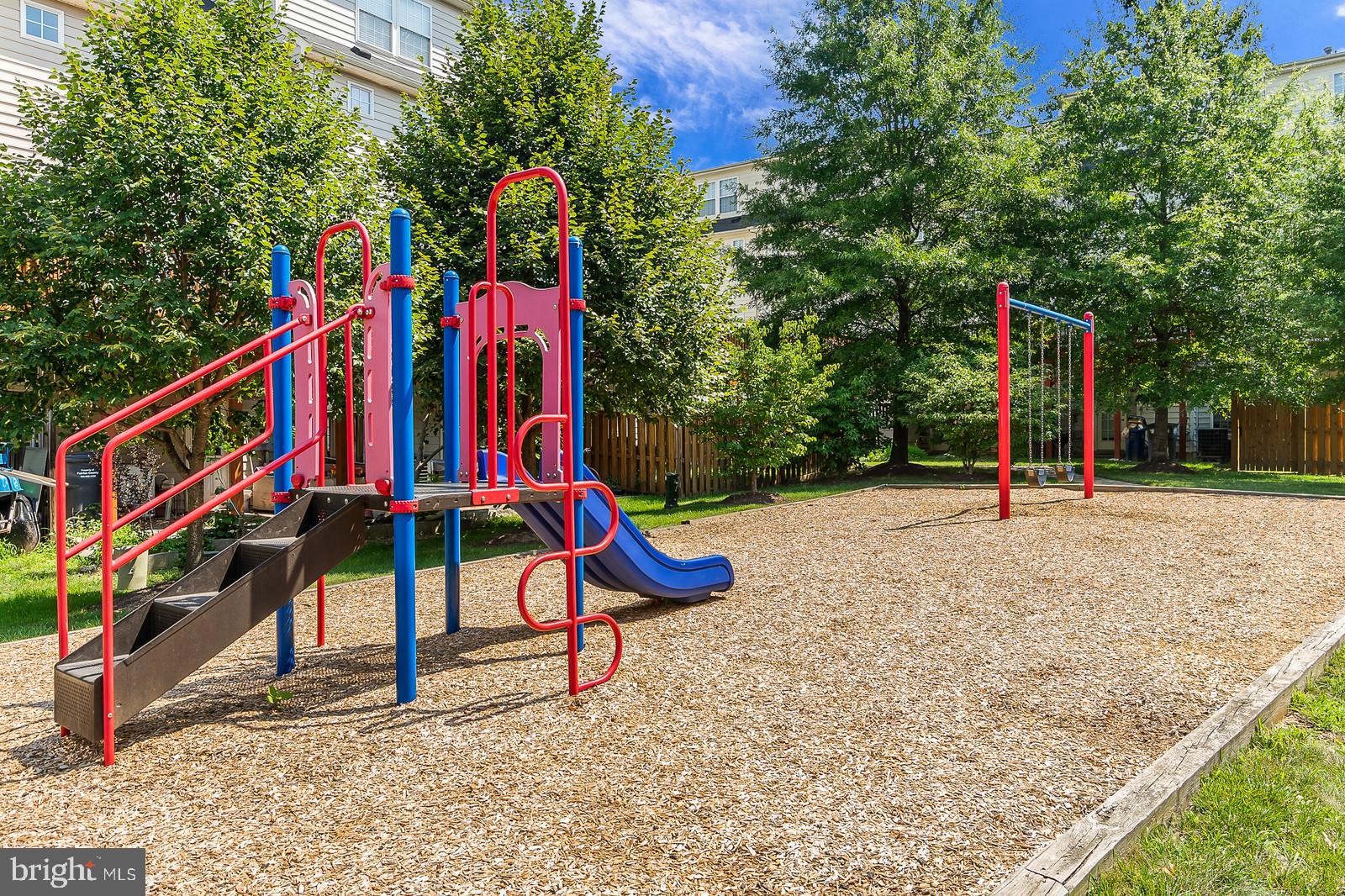 ELLERY PLACE - Residential