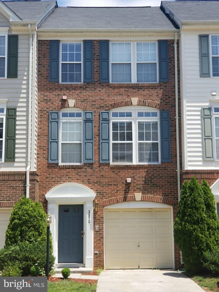 ELLERY PLACE - Residential