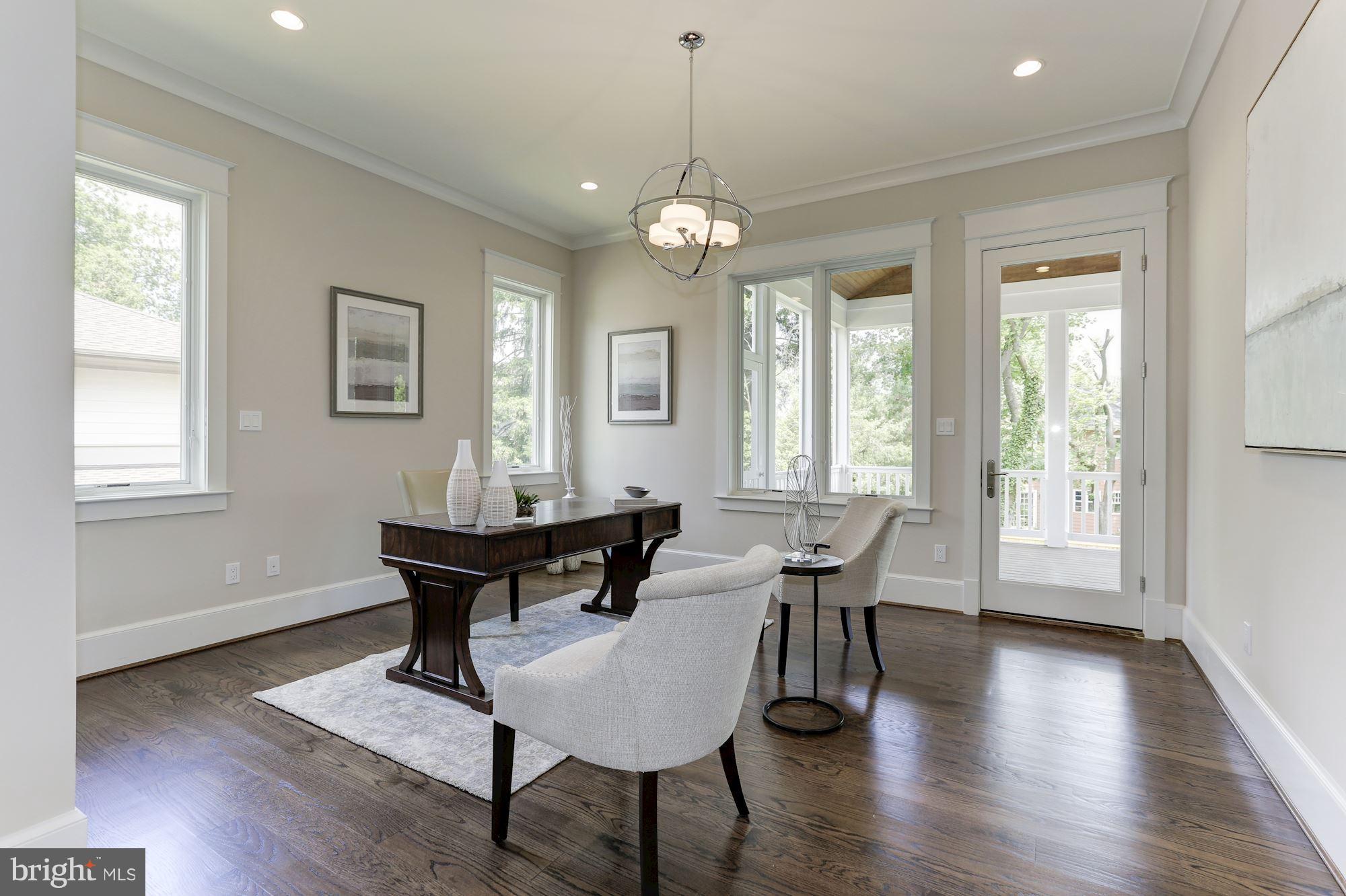 BROYHILLS MCLEAN ESTATES - Residential