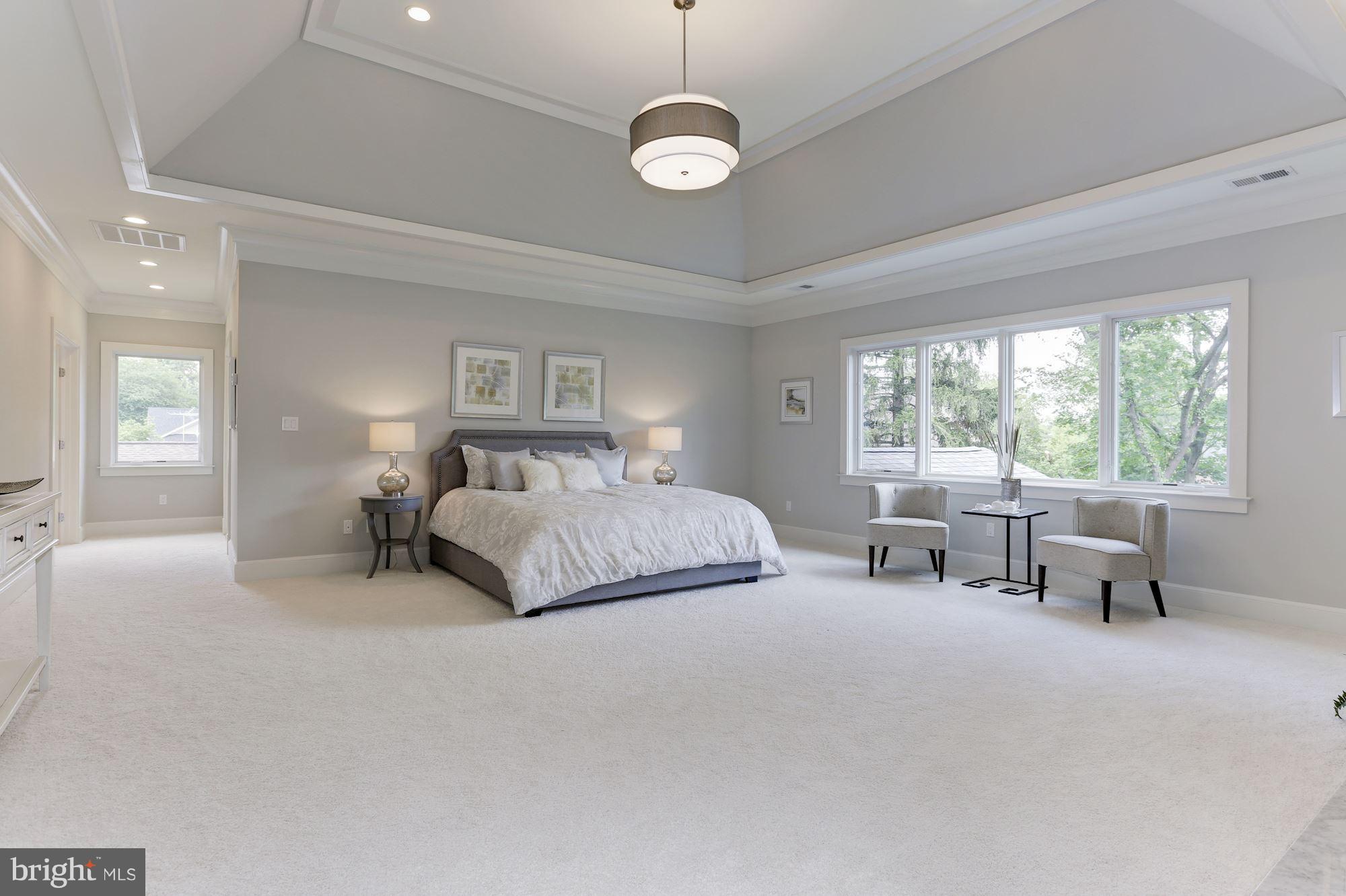 BROYHILLS MCLEAN ESTATES - Residential