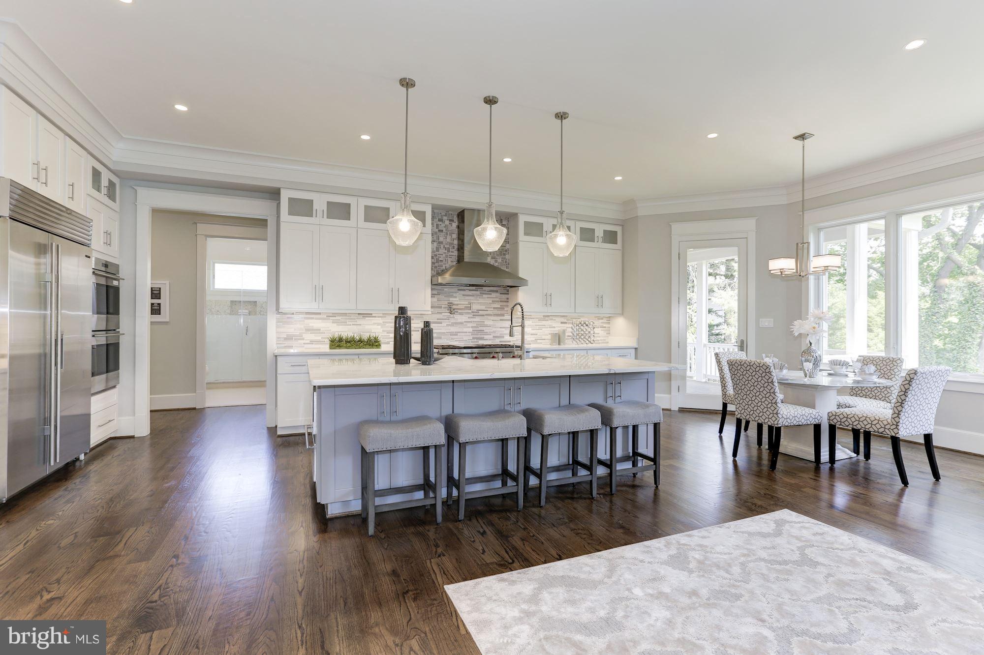 BROYHILLS MCLEAN ESTATES - Residential