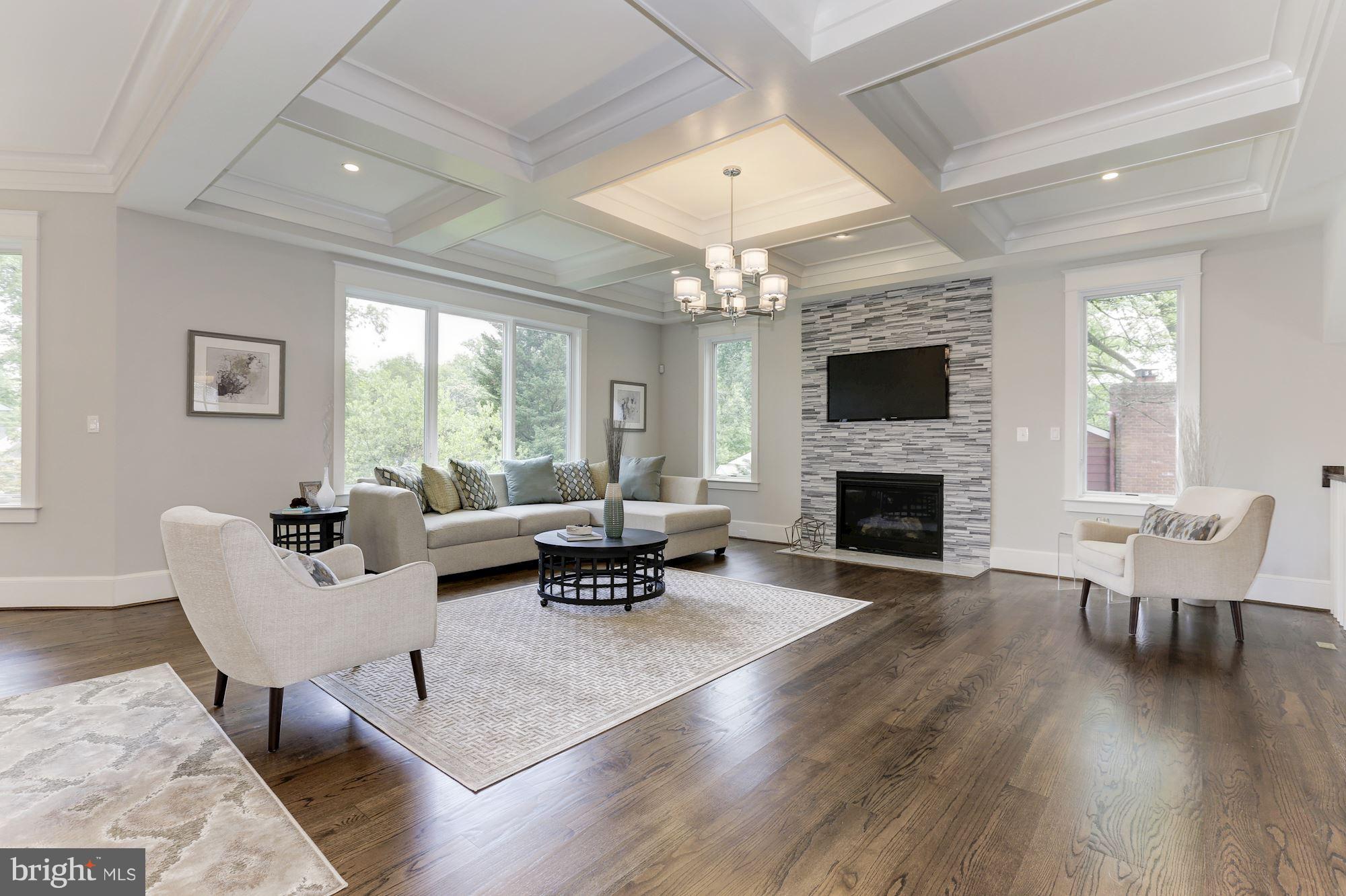 BROYHILLS MCLEAN ESTATES - Residential