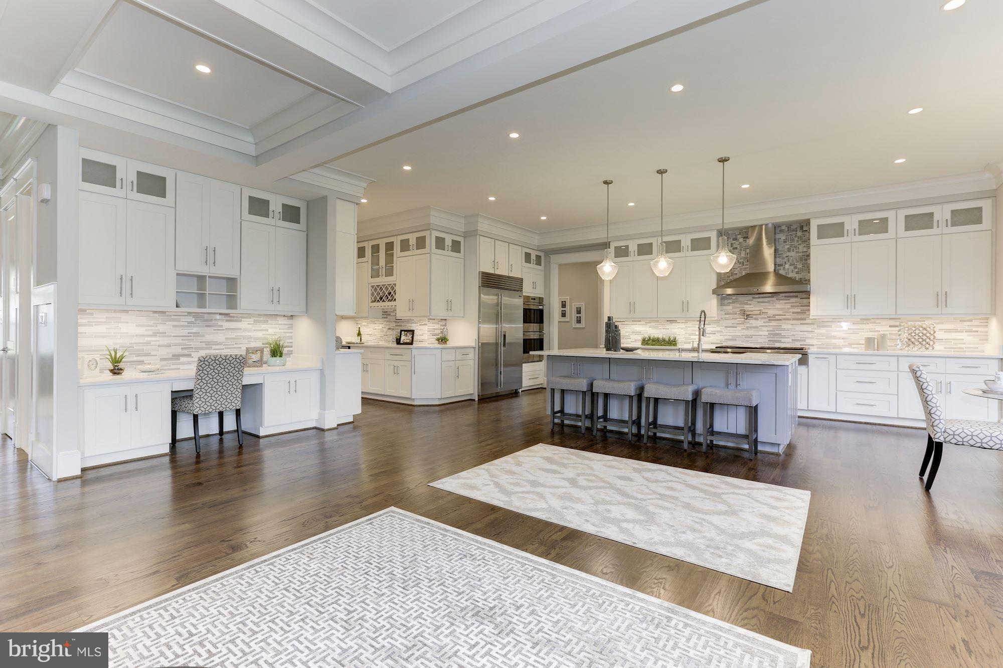 BROYHILLS MCLEAN ESTATES - Residential