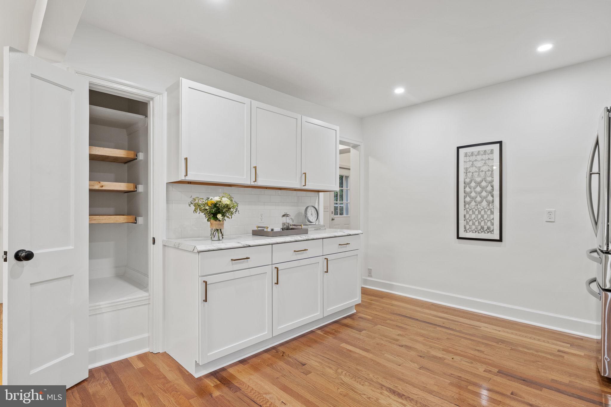 SILVER SPRING - Residential