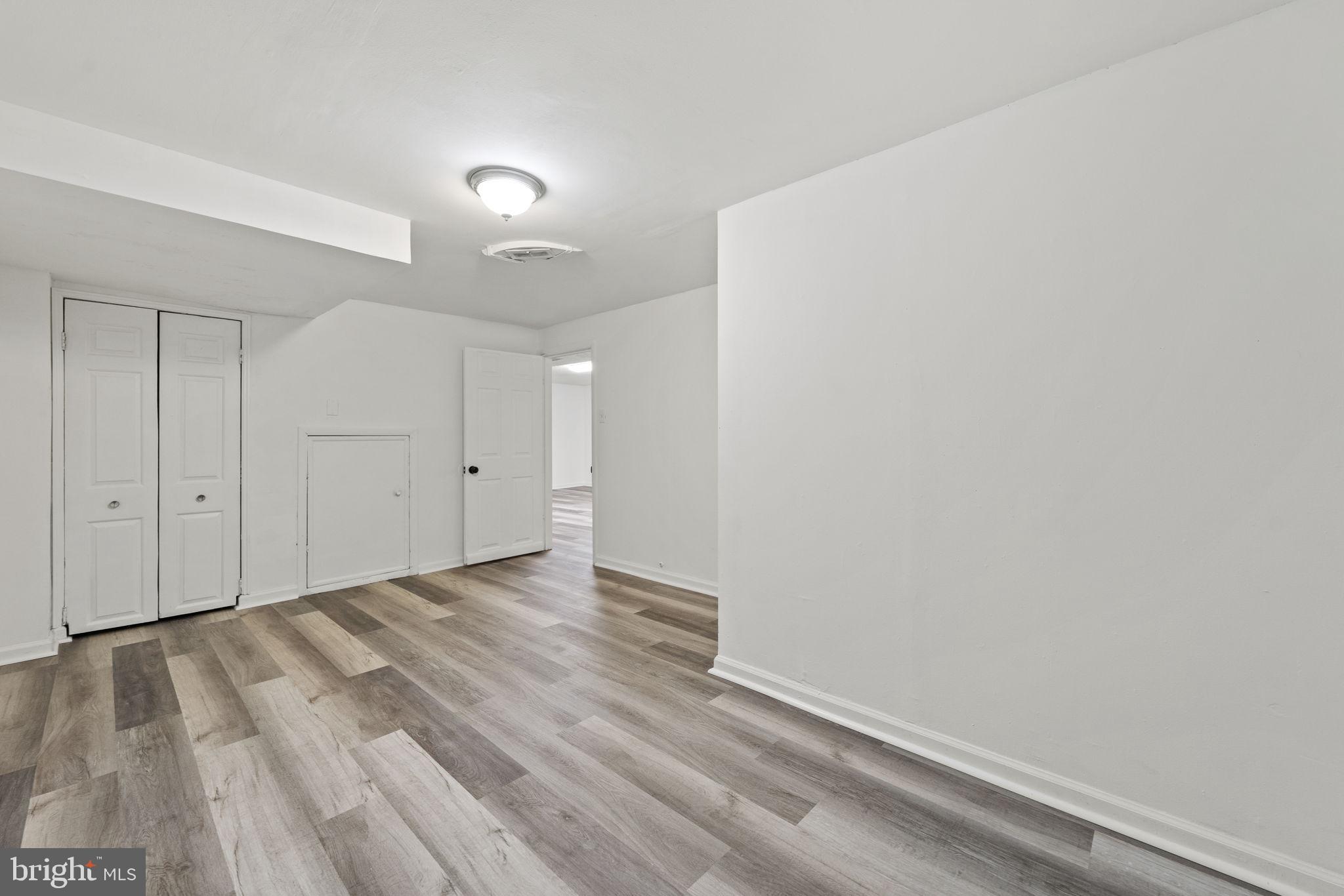 SILVER SPRING - Residential