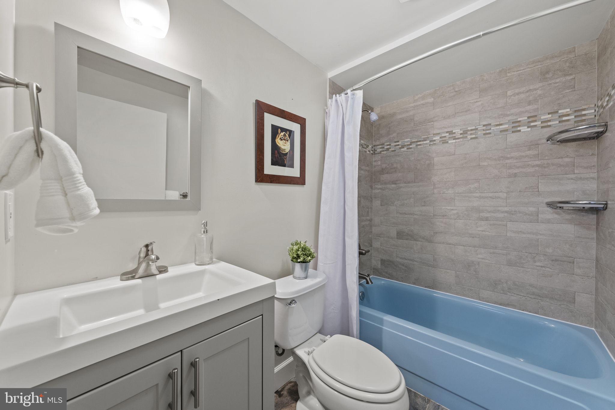 SILVER SPRING - Residential