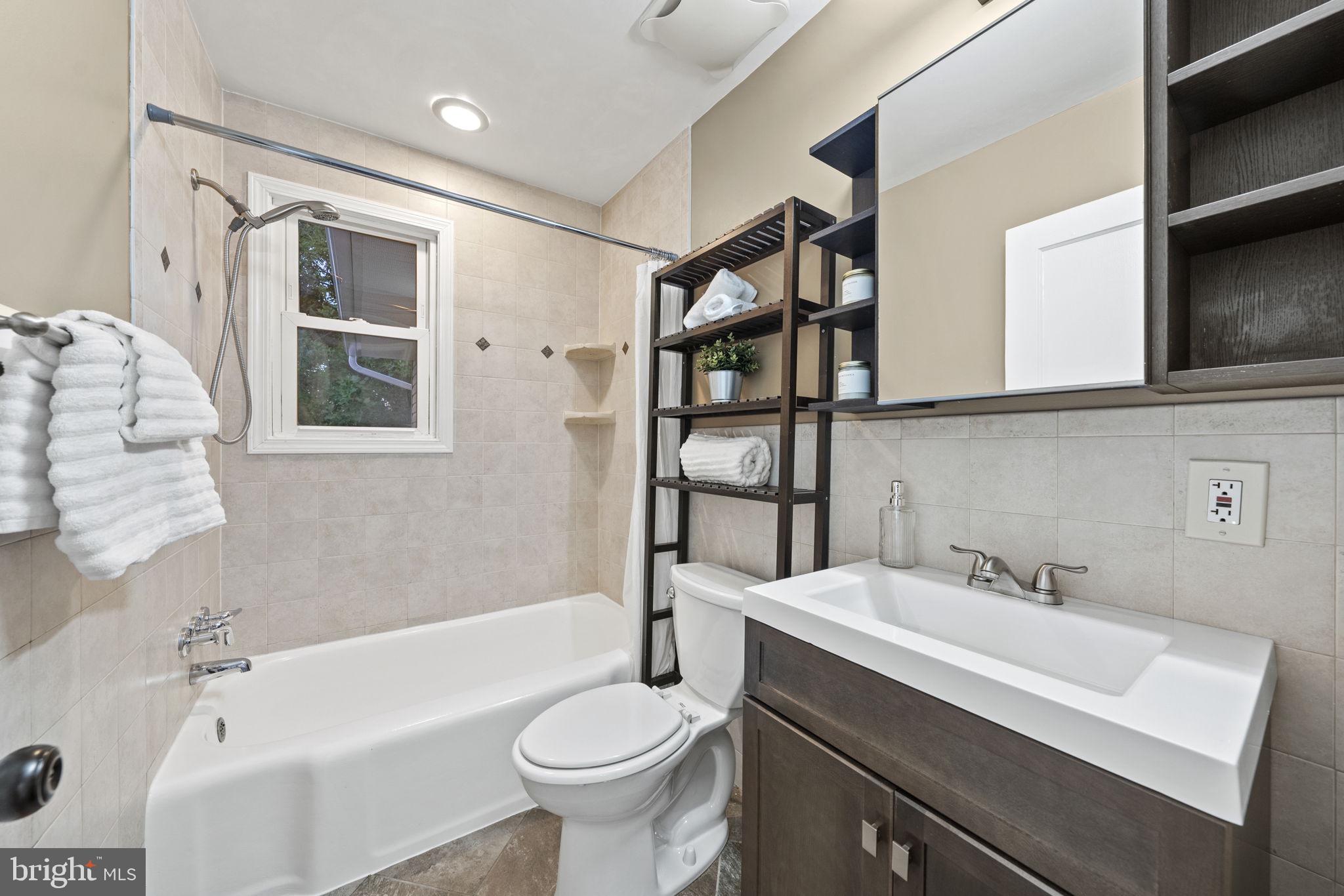 SILVER SPRING - Residential