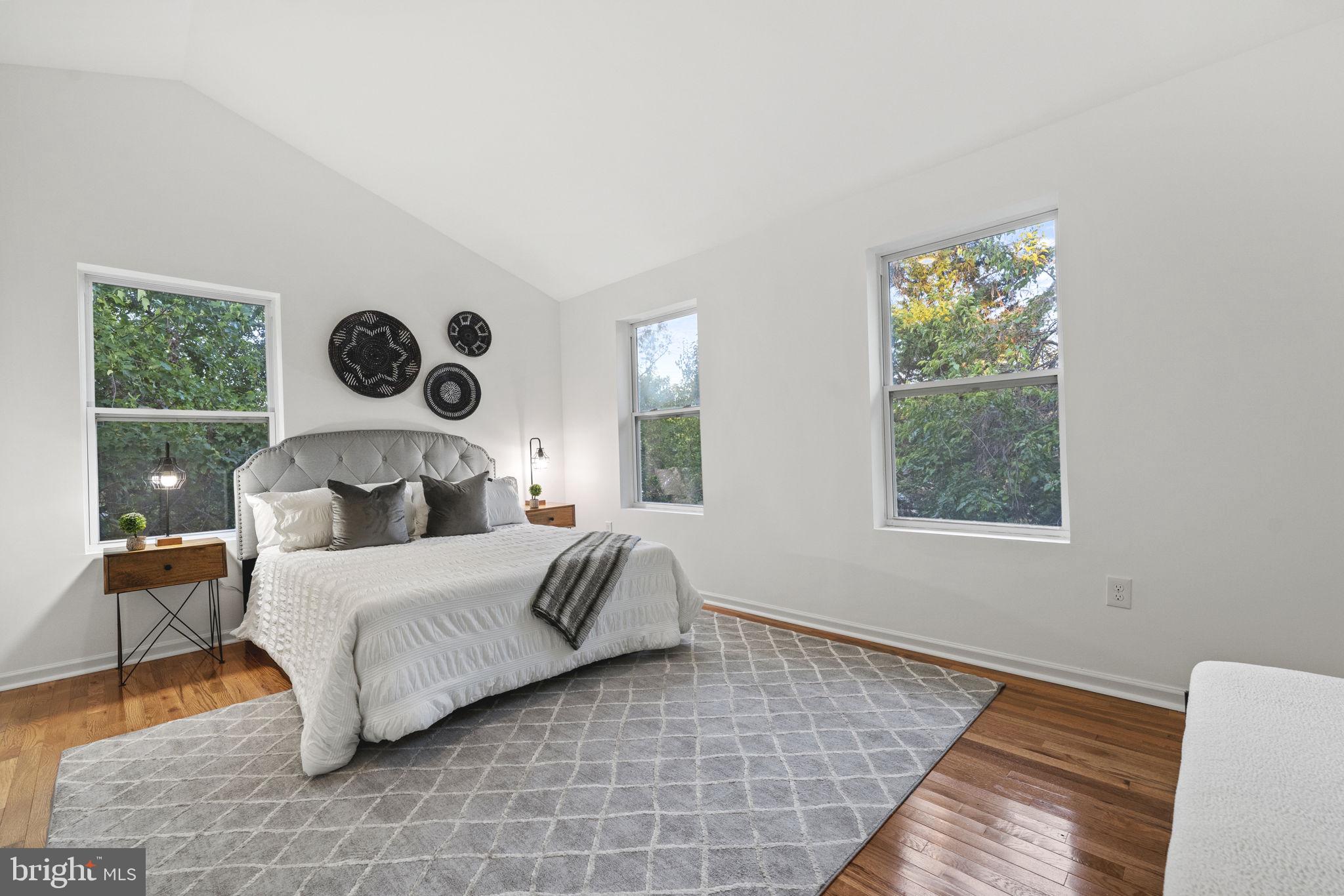 SILVER SPRING - Residential