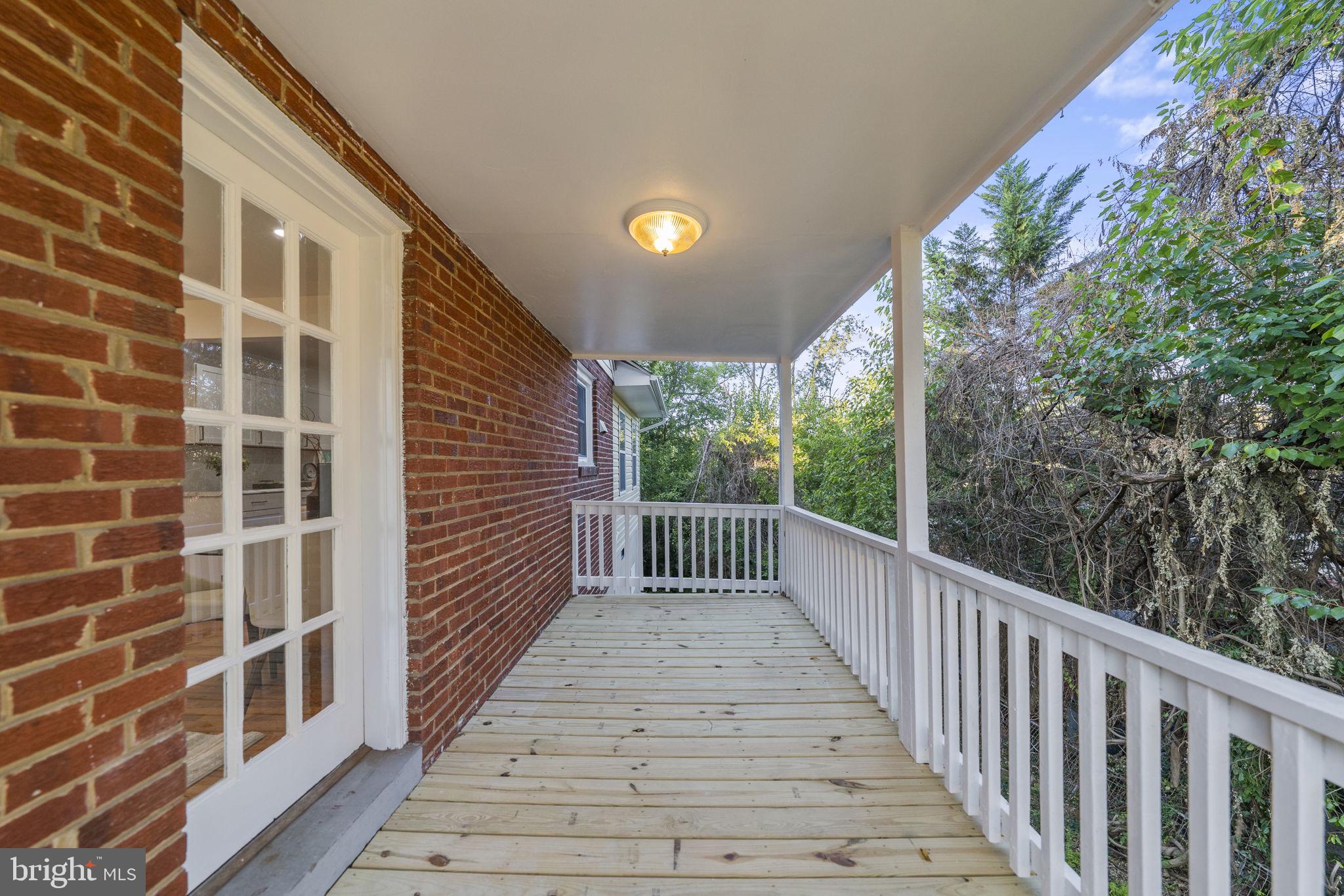 SILVER SPRING - Residential