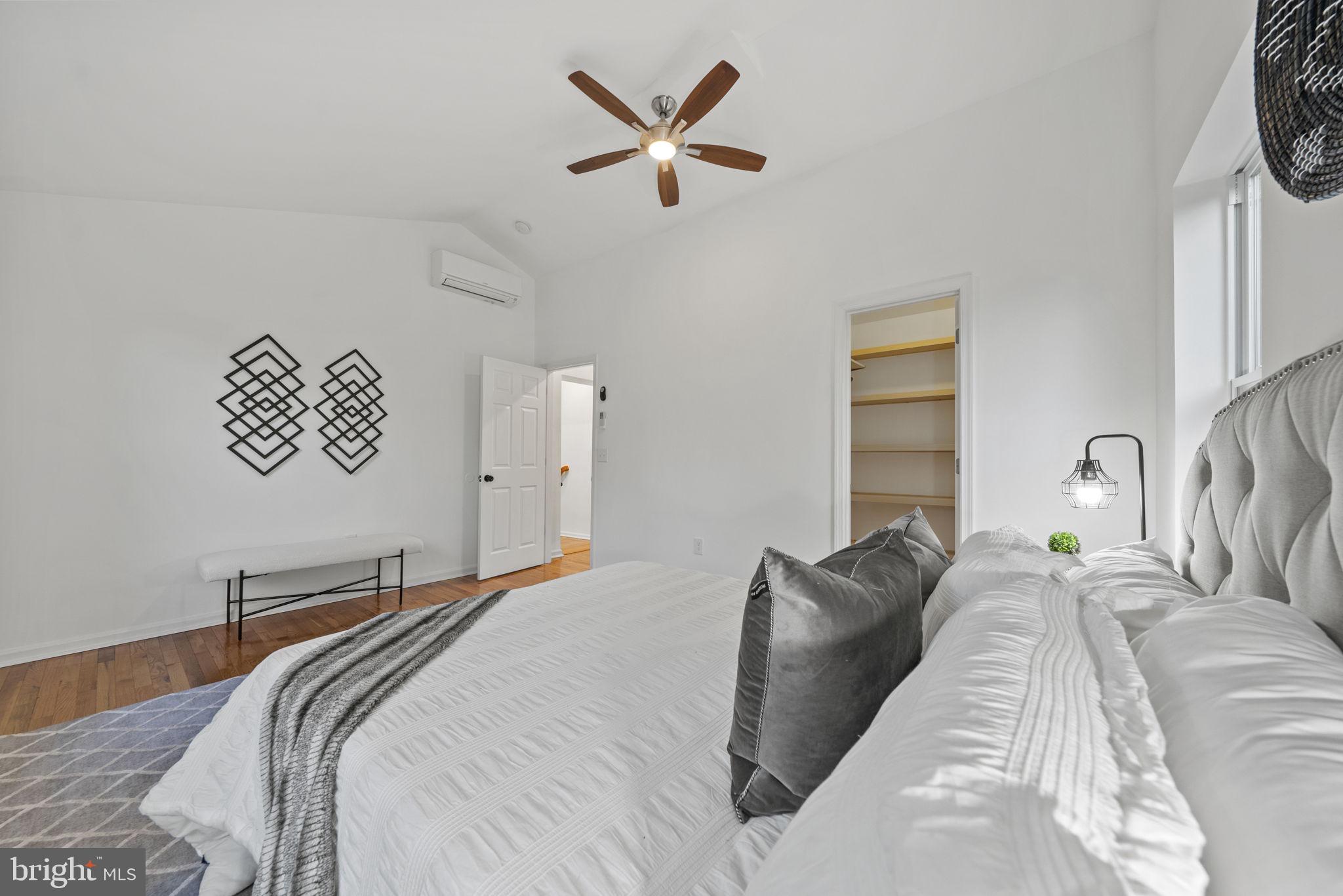 SILVER SPRING - Residential