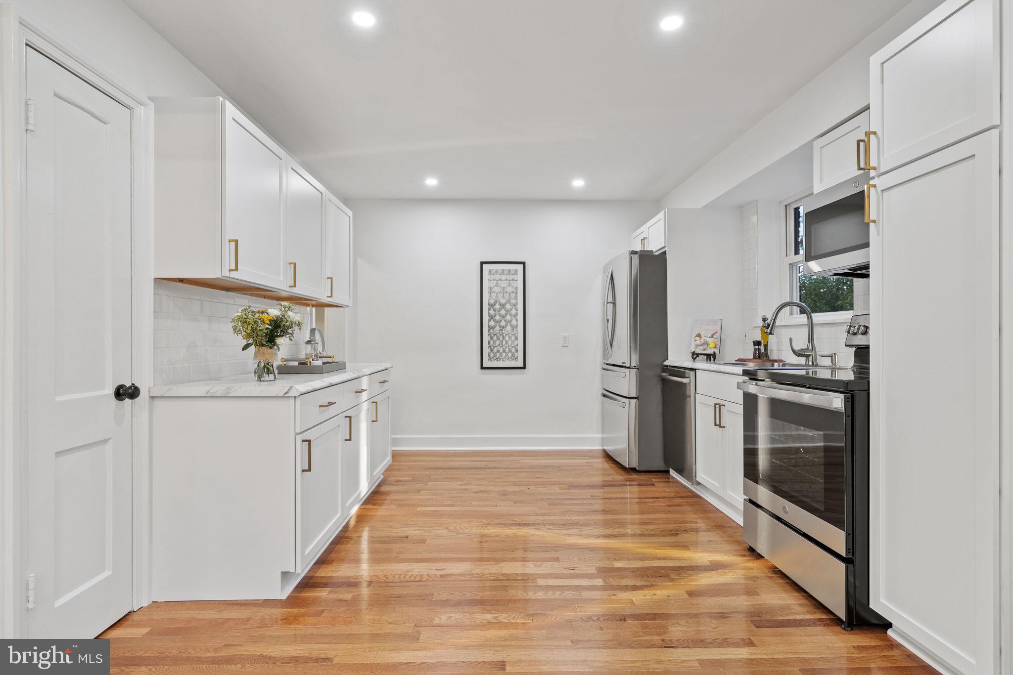 SILVER SPRING - Residential