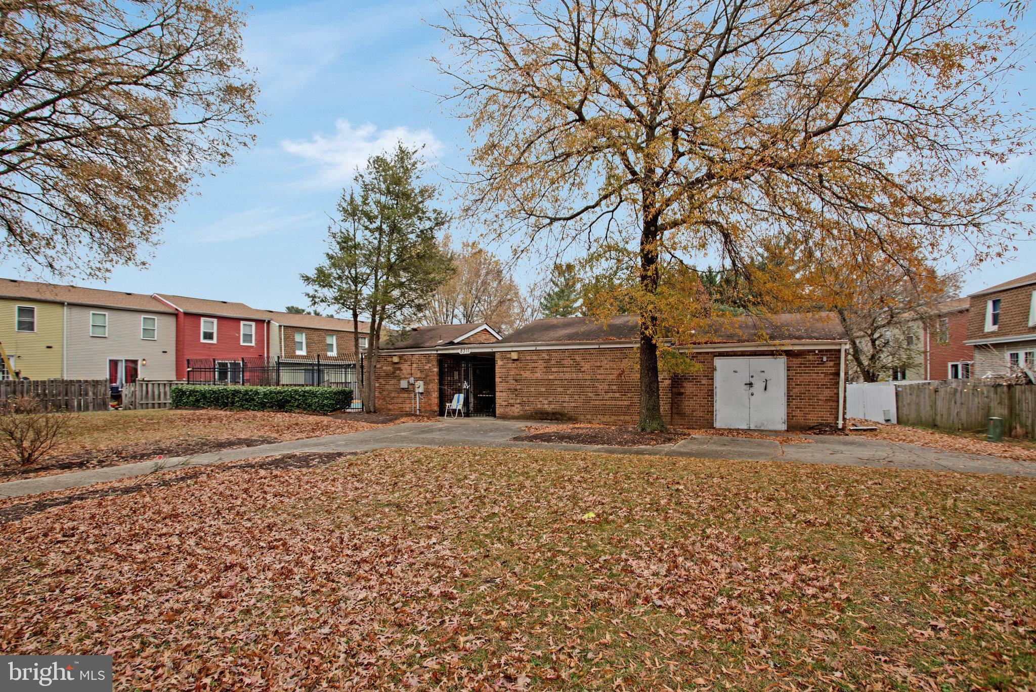 SPRING MEADOWS CONDO - Residential