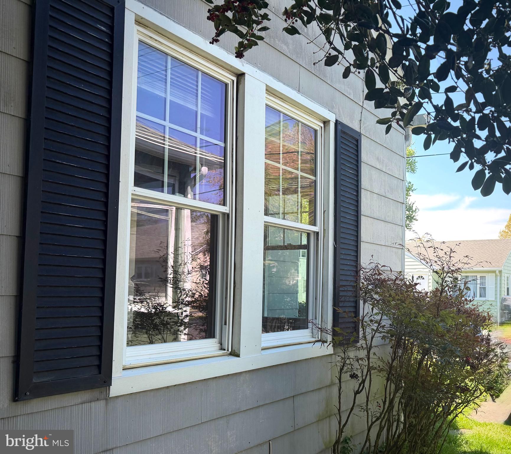 WEST END - Residential