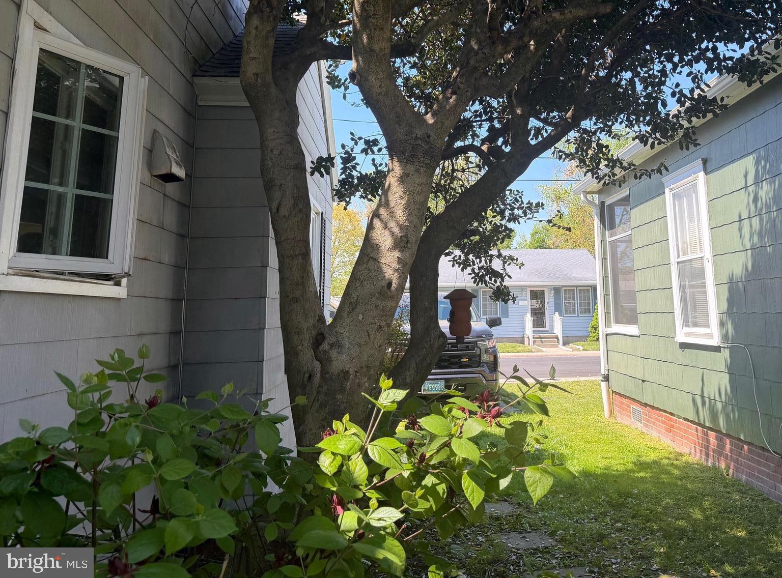 WEST END - Residential