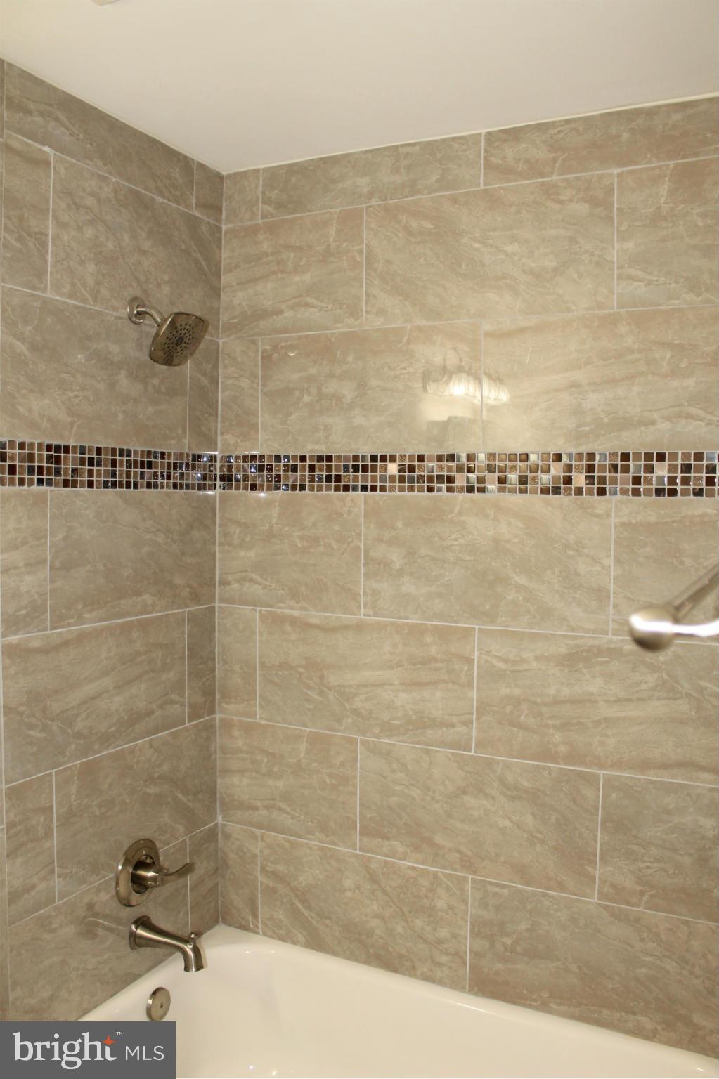 JEFFERSON VILLAGE - Residential Lease