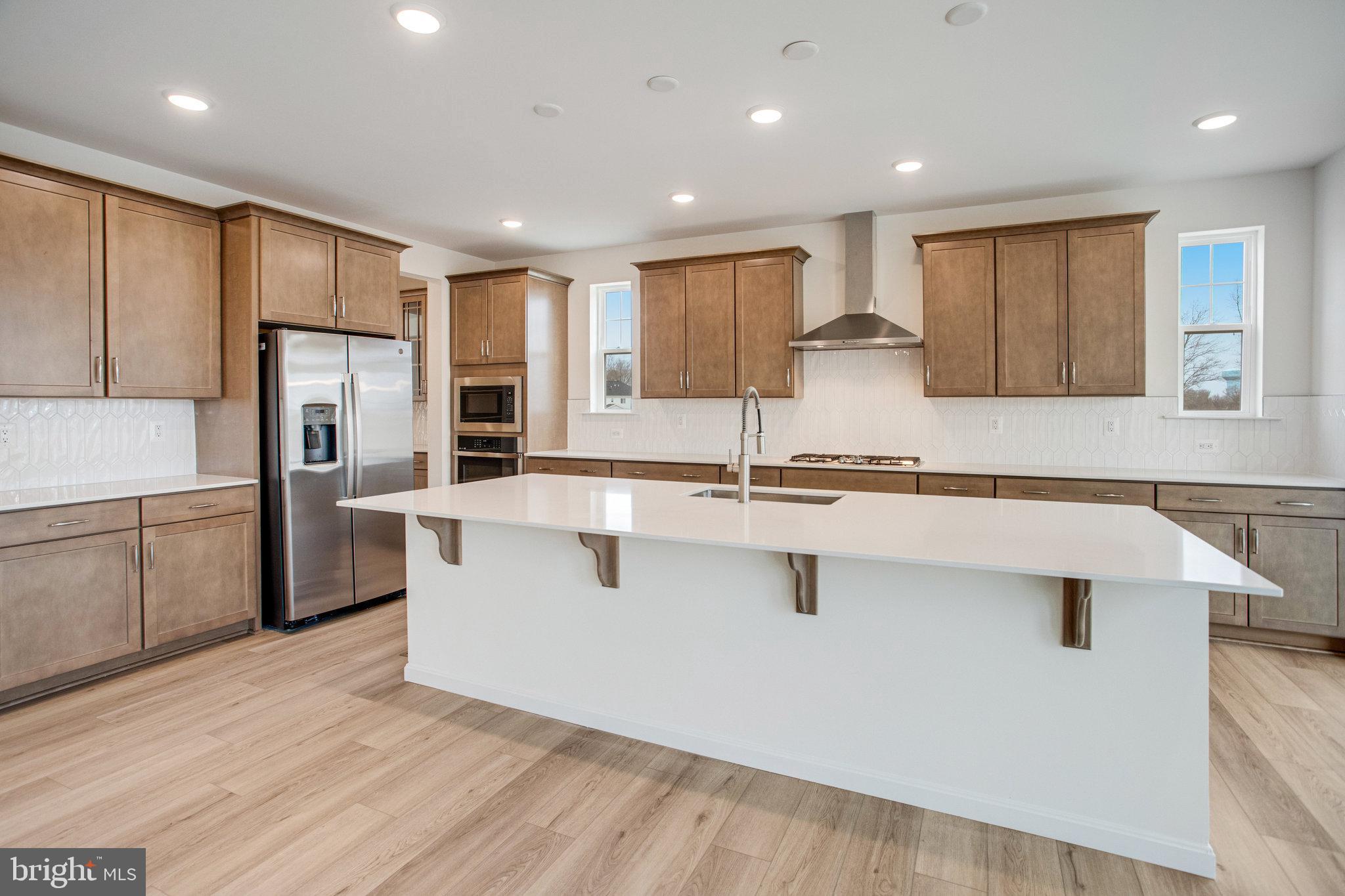 WHITE OAK - Residential