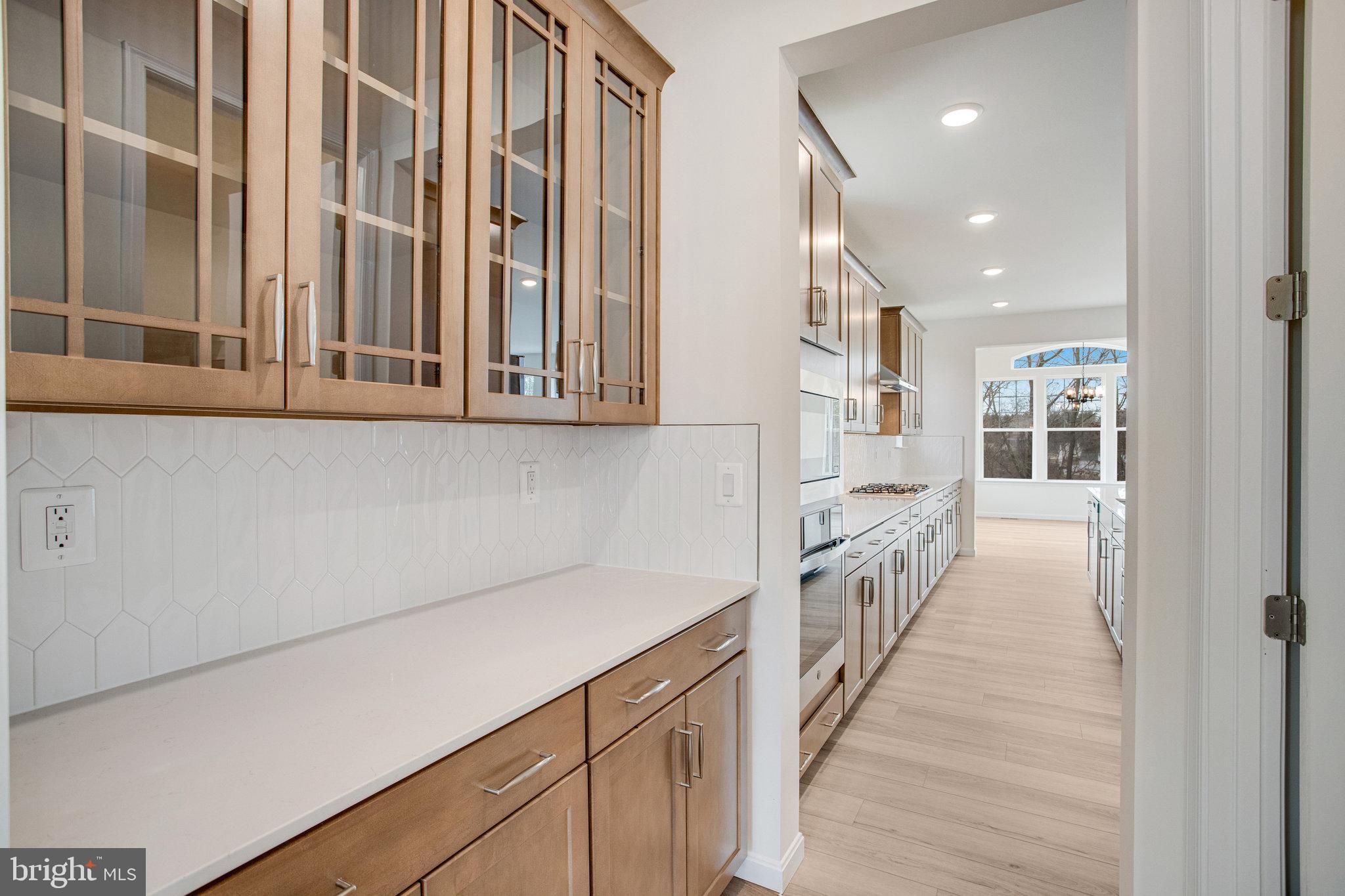 WHITE OAK - Residential