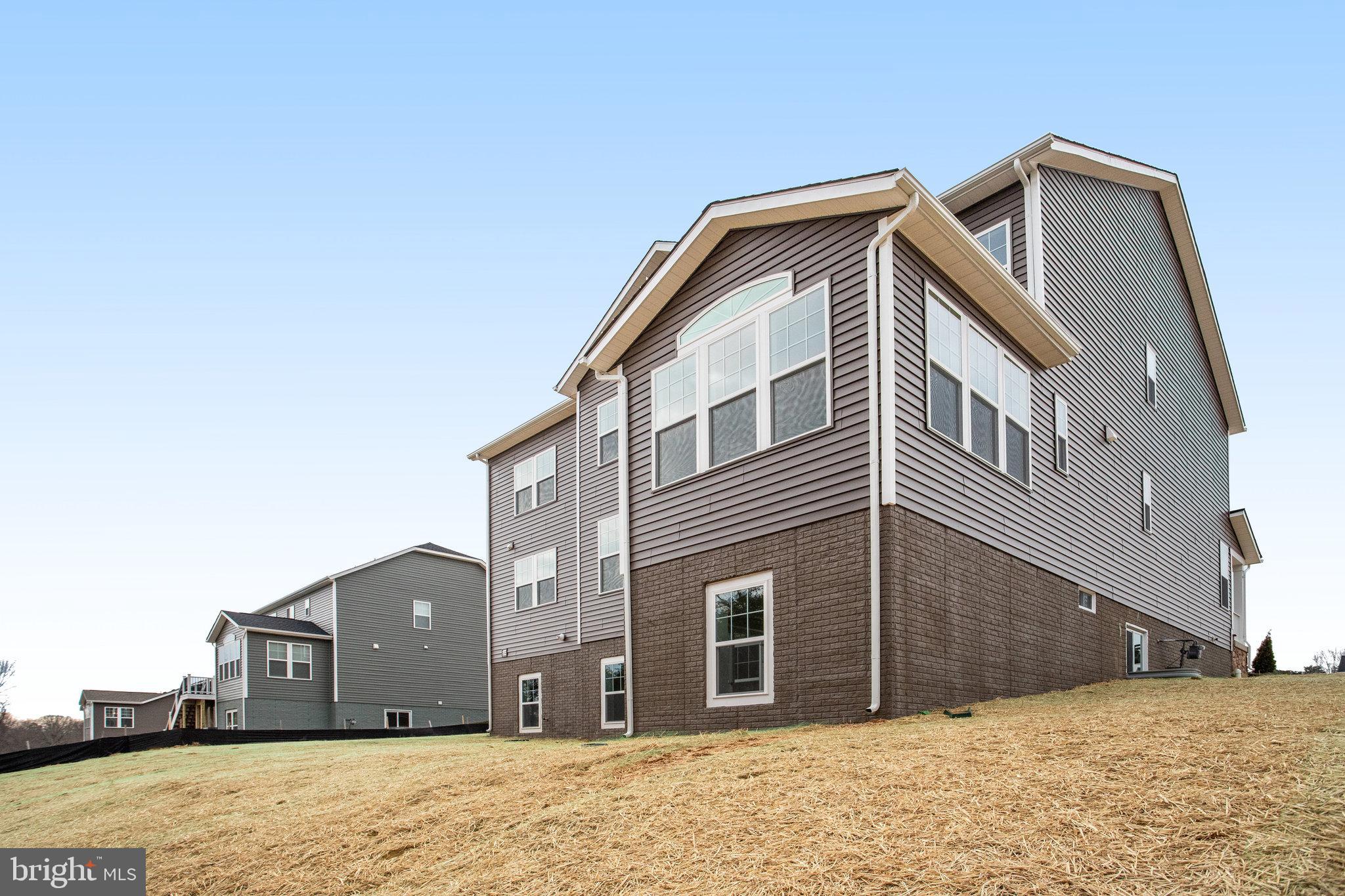 WHITE OAK - Residential